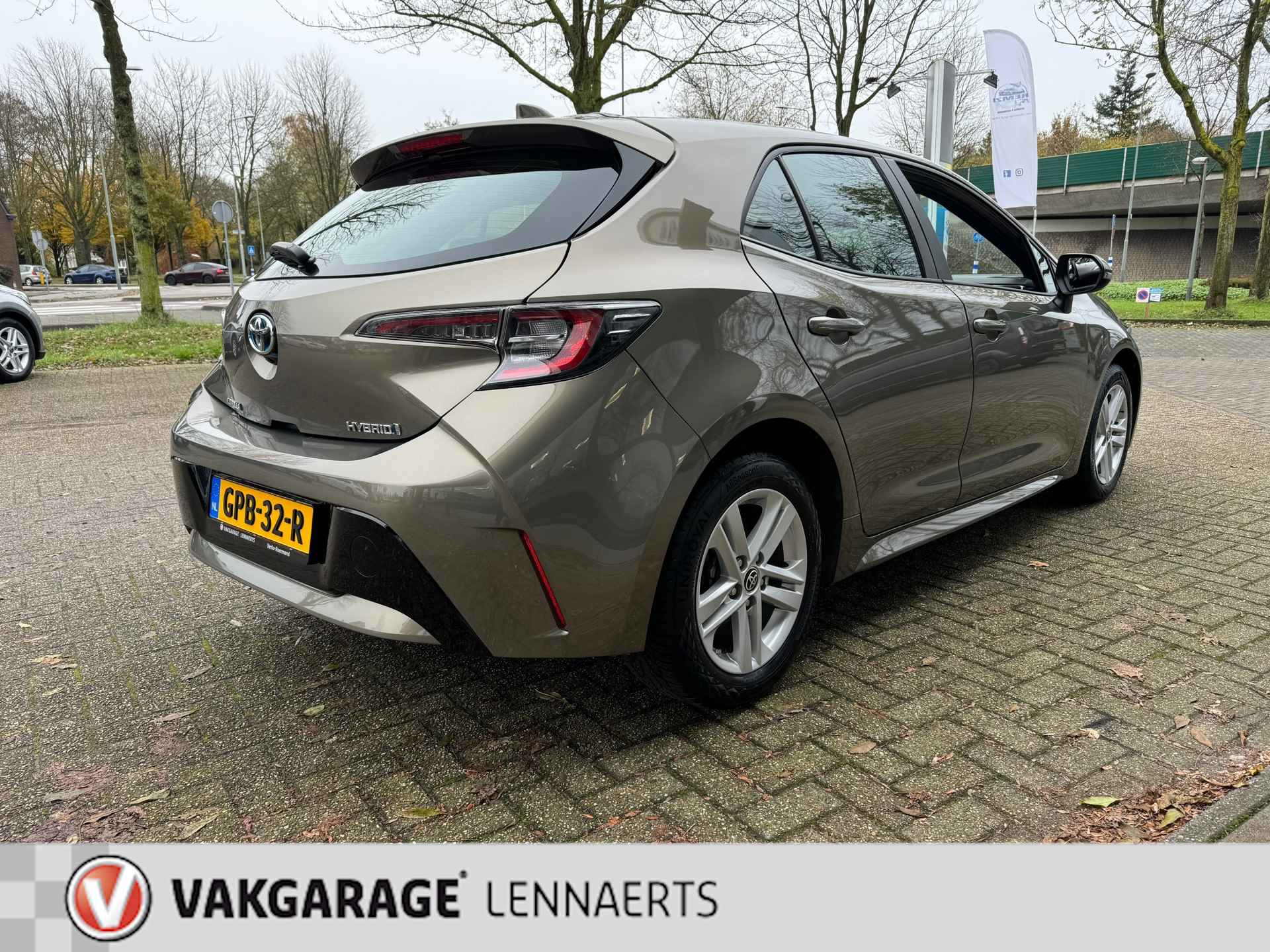 Toyota Corolla 1.8 Hybrid Active, 5 drs, automaat, Rijklaarprijs / 12 mnd garantie - 7/29