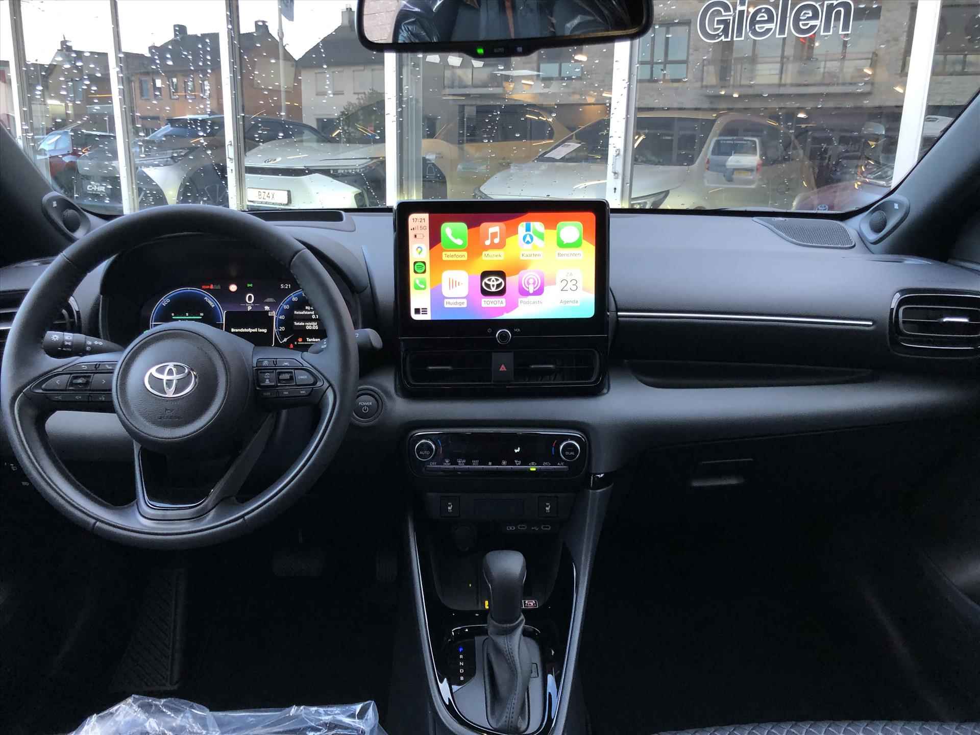 Toyota Yaris Hybrid 130PK Executive Premium Nieuw model | JBL, Head up display, Dodehoekherkenning, Parkeersensoren, Navigatie, Stuurverwarming - 21/44
