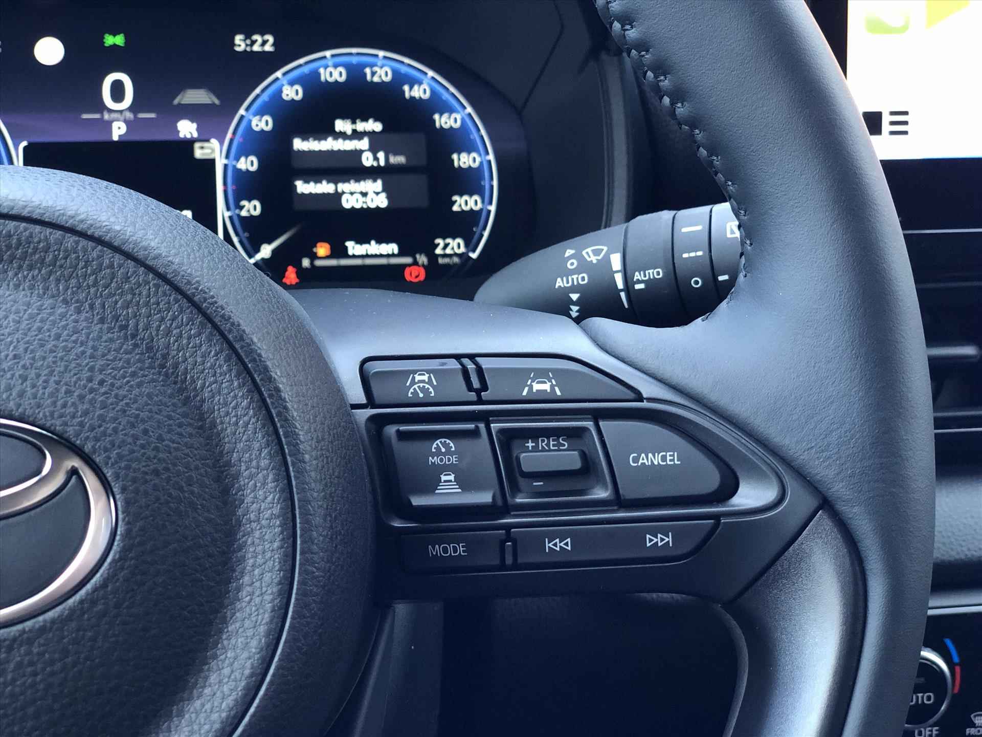 Toyota Yaris Hybrid 130PK Executive Premium Nieuw model | JBL, Head up display, Dodehoekherkenning, Parkeersensoren, Navigatie, Stuurverwarming - 34/44
