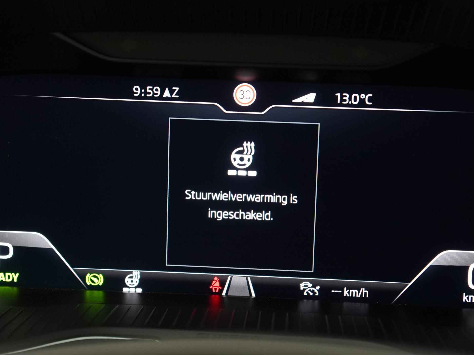 Skoda Superb Combi 1.4 TSI iV Style | Panoramadak | Virtual Cockpit | Trekhaak | Zondag Open! - 47/50