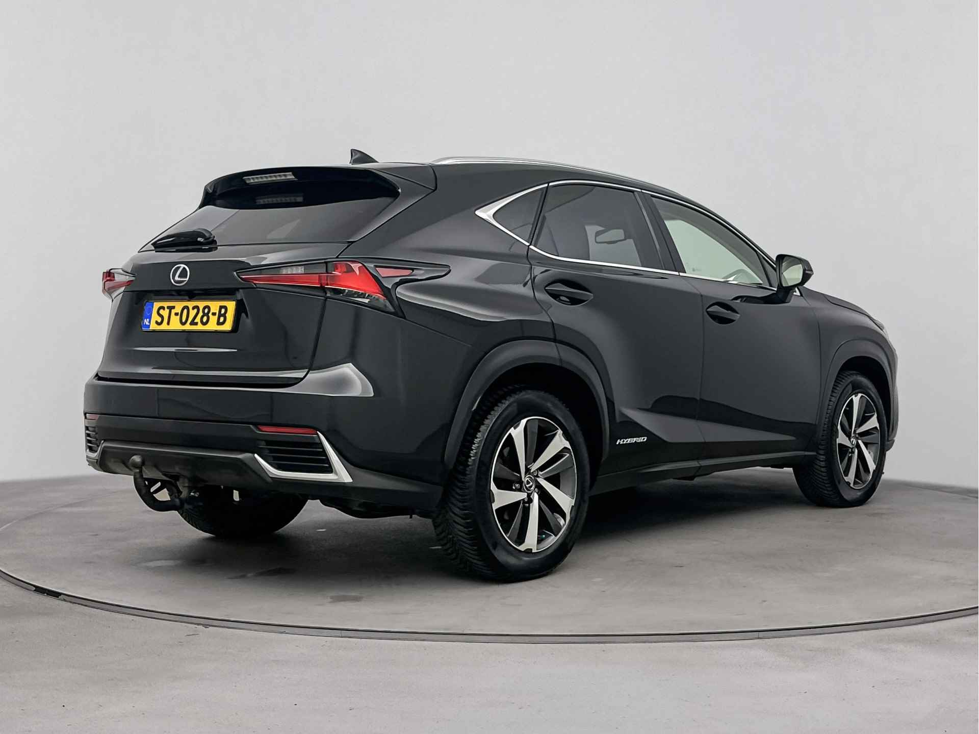 Lexus NX 300h AWD President Line | Trekhaak | Mark Levinson Premium Audio | - 3/42