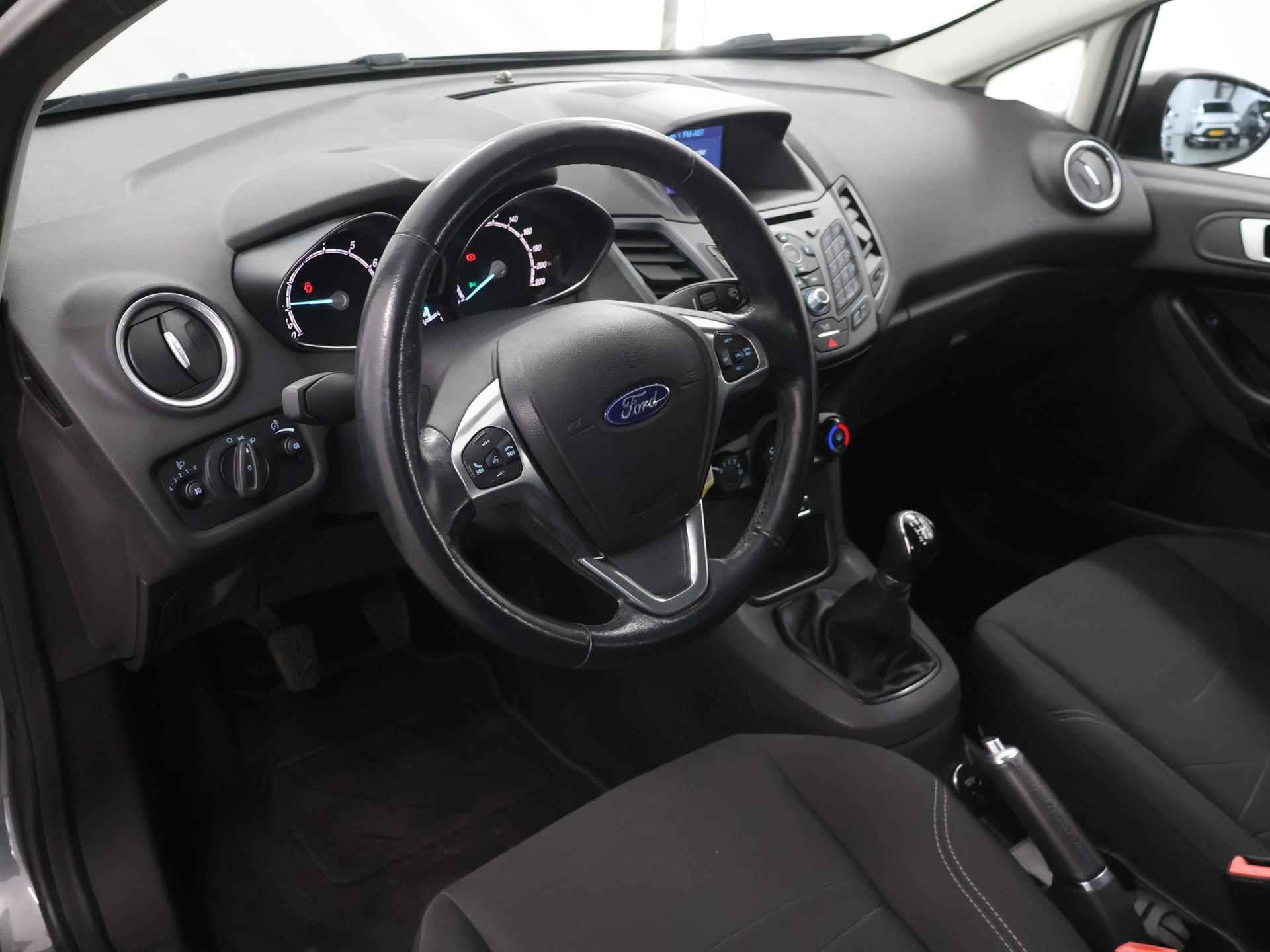 Ford Fiesta 1.0 Style Ultimate | Navigatiesysteem | Cruise Control | Airconditioning | Parkeersensoren | - 8/33