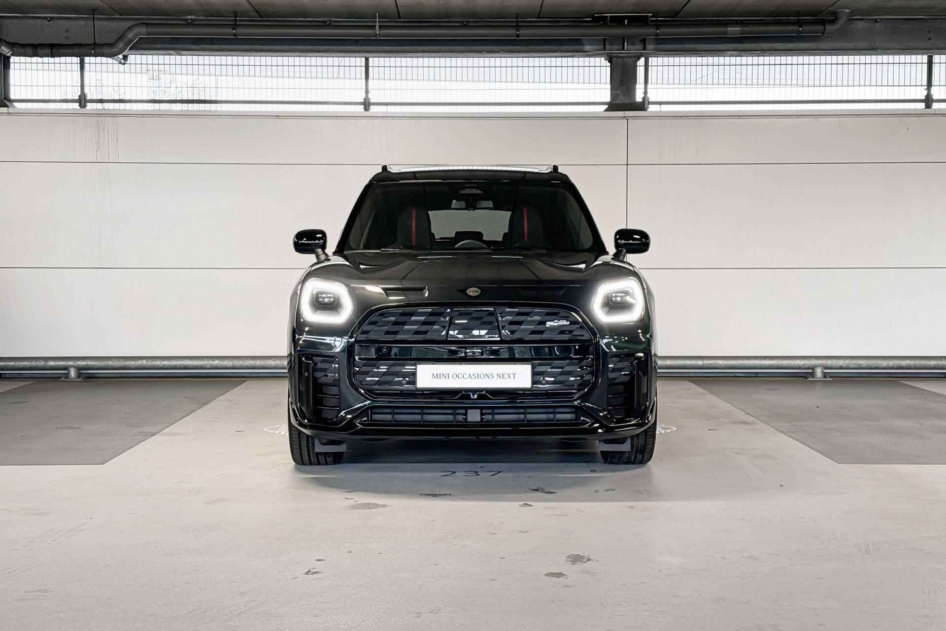 MINI Countryman Electric E John Cooper Works 66.5 kWh | Pakket L | Dak en spiegelkappen in Jetblack - 5/24