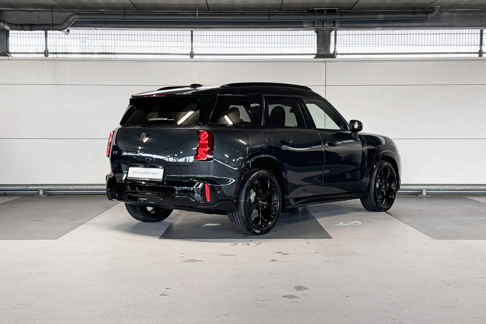 MINI Countryman Electric E John Cooper Works 66.5 kWh | Pakket L | Dak en spiegelkappen in Jetblack - 6/24