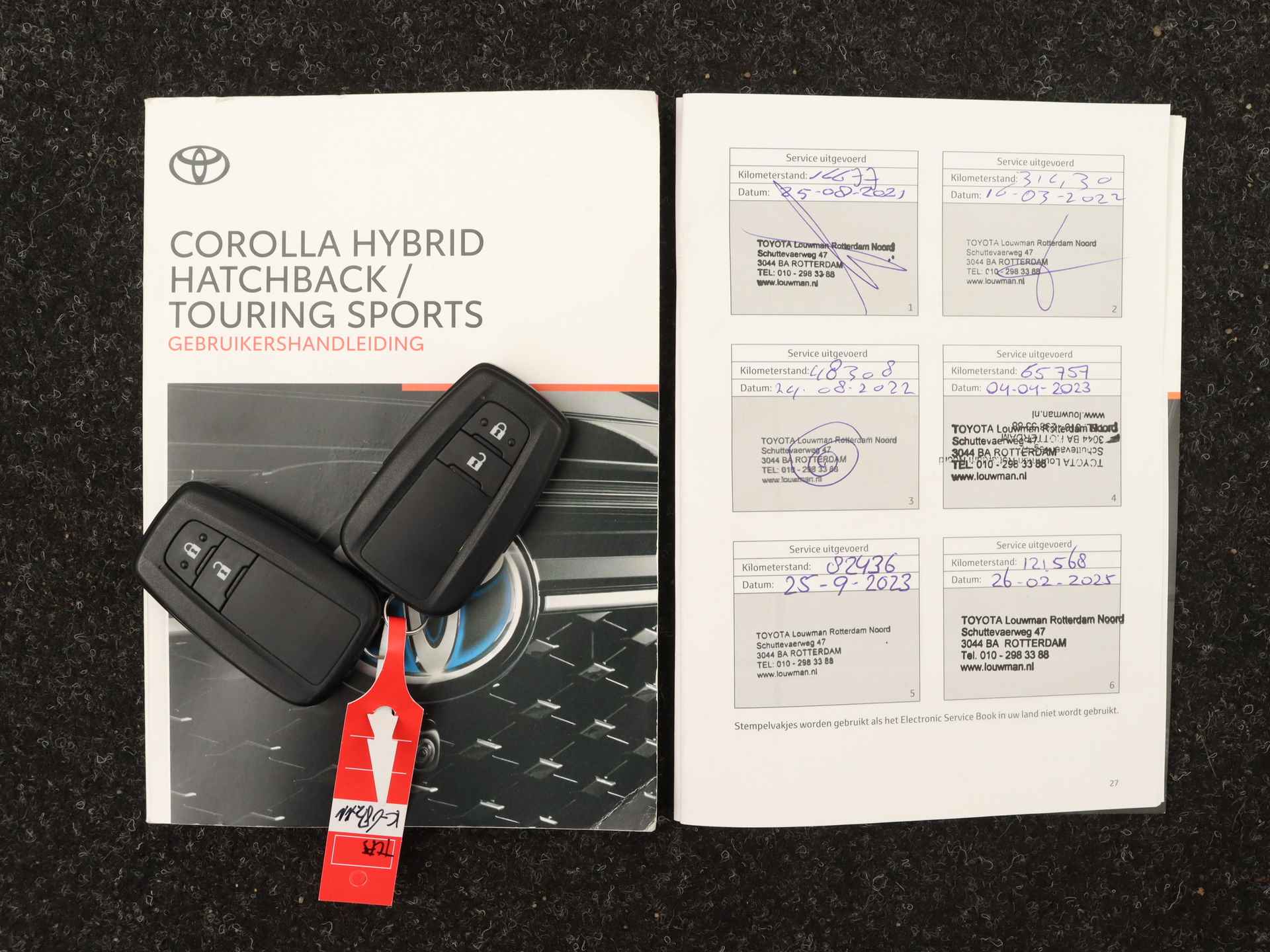 Toyota Corolla Touring Sports 1.8 Hybrid Dynamic | Adaptive Cruise Control | Road Sign Assist | LM velgen | Stoelverwarming | Draadloze telefoonalder | - 14/43