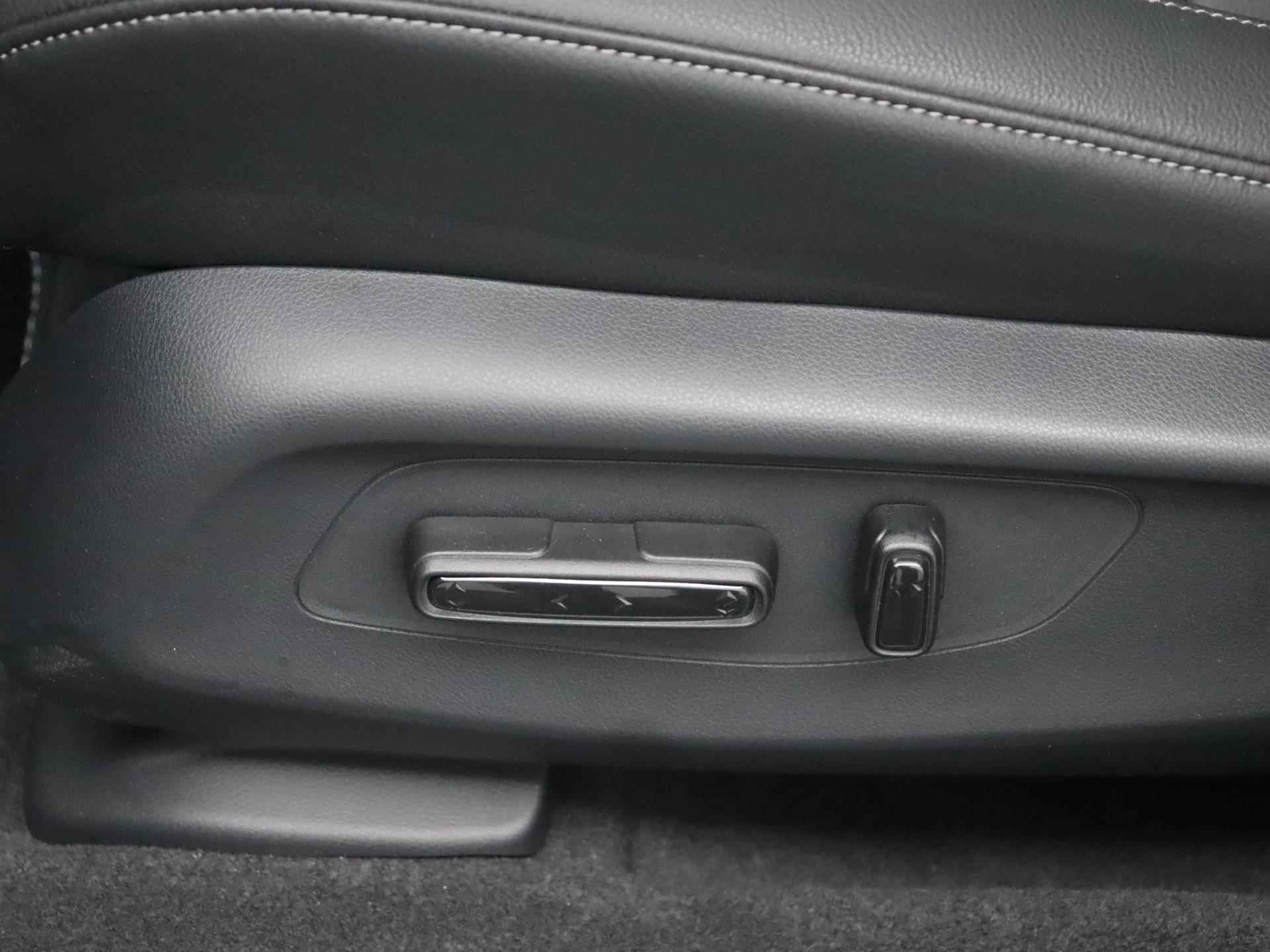 Honda ZR-V 2.0 e:HEV Advance Aut. | Demo Deal! | Leer | Panoramadak | Memory | Stuur + stoelverwarming | - 8/31