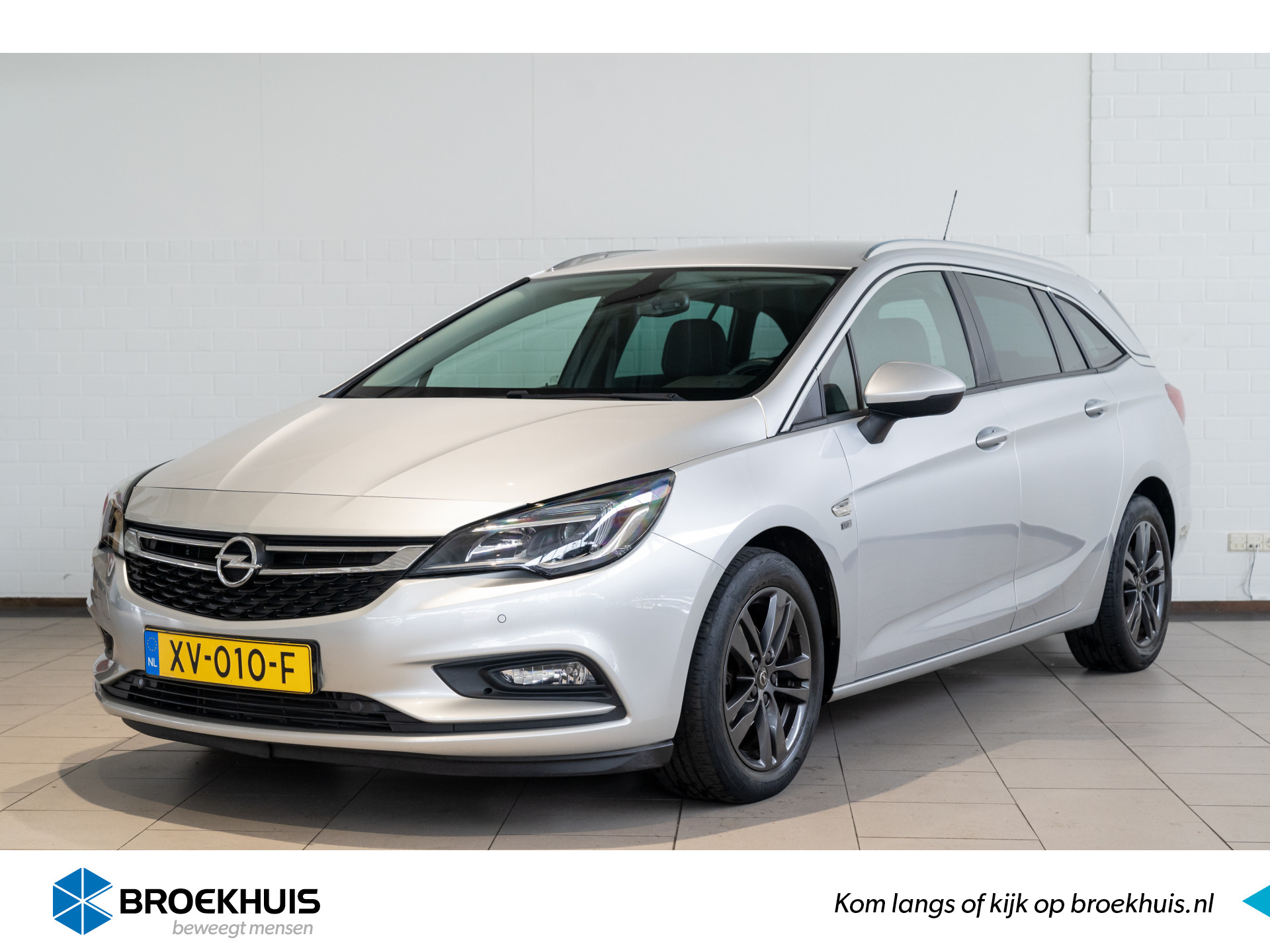 Opel Astra Sports Tourer 1.0 Turbo 120 Jaar Edition Plus | Climate Controle | AGR Stoelen | Navigatie | Parkeersensoren | Dealer Onderhoude bij viaBOVAG.nl