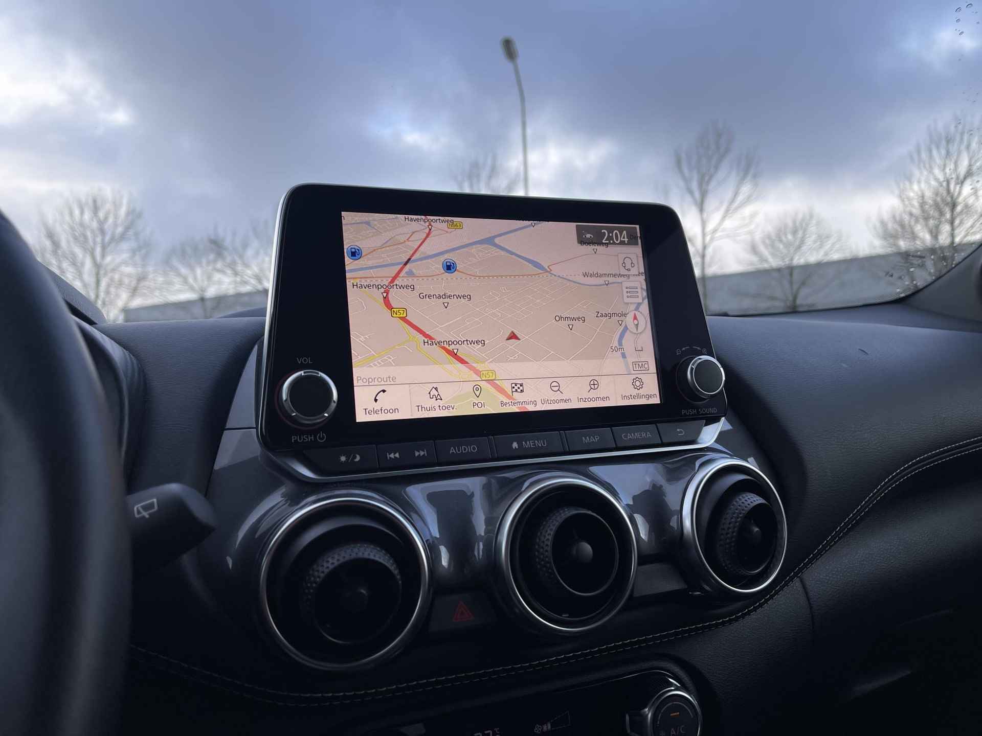 Nissan Juke 1.0 DIG-T N-Design | Navigatie | Camera | Apple Carplay/Android Auto | 19'' Velgen | Cruise & Climate Control | Rijklaarprijs! - 16/24