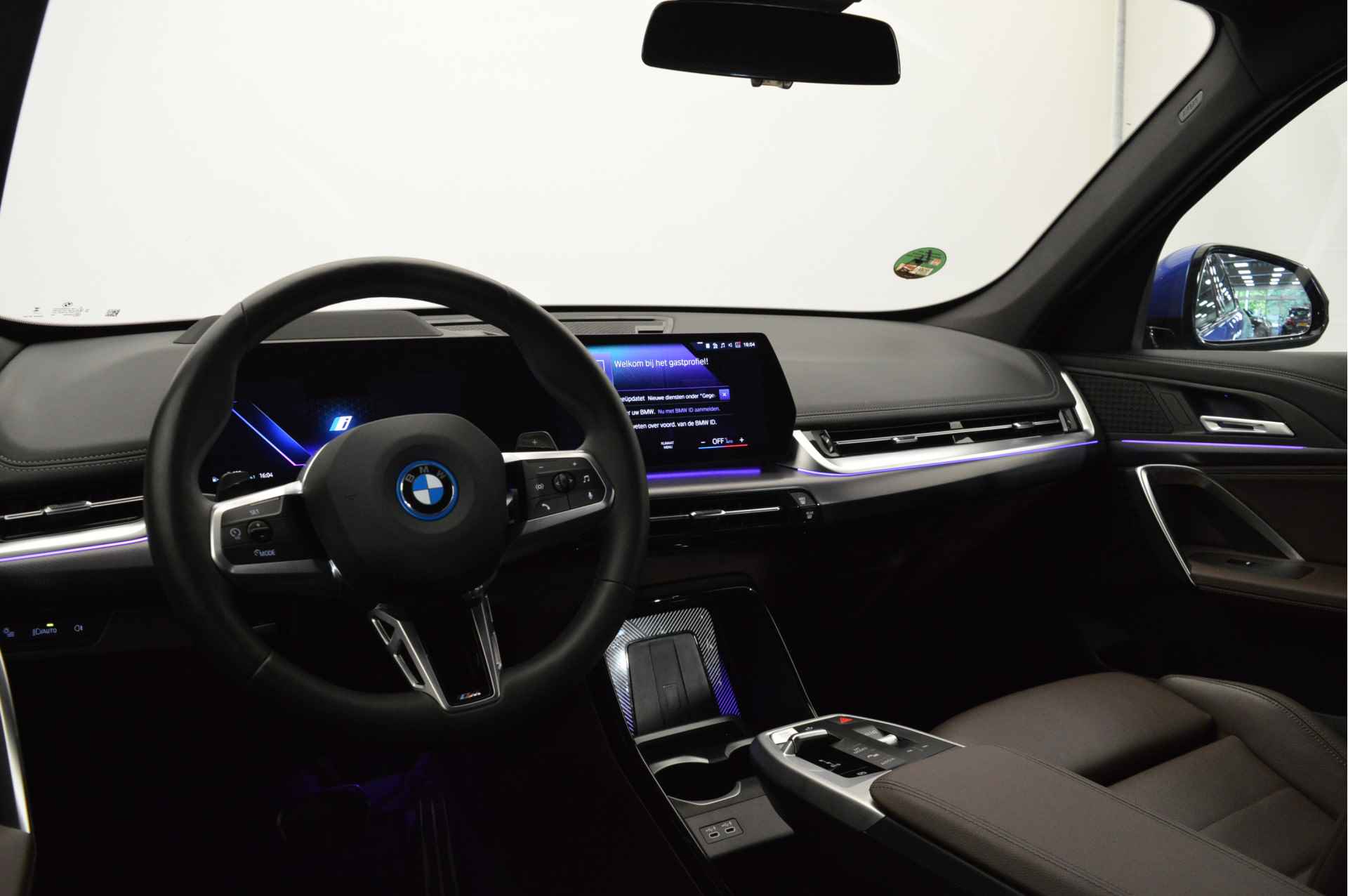 BMW X1 xDrive30e High Executive M Sport Automaat / Sportstoelen / Stoelverwarming /  Adaptief M Onderstel / Adaptieve LED / Head-Up / Live Cockpit Professional / Parking Assistant Plus - 7/22