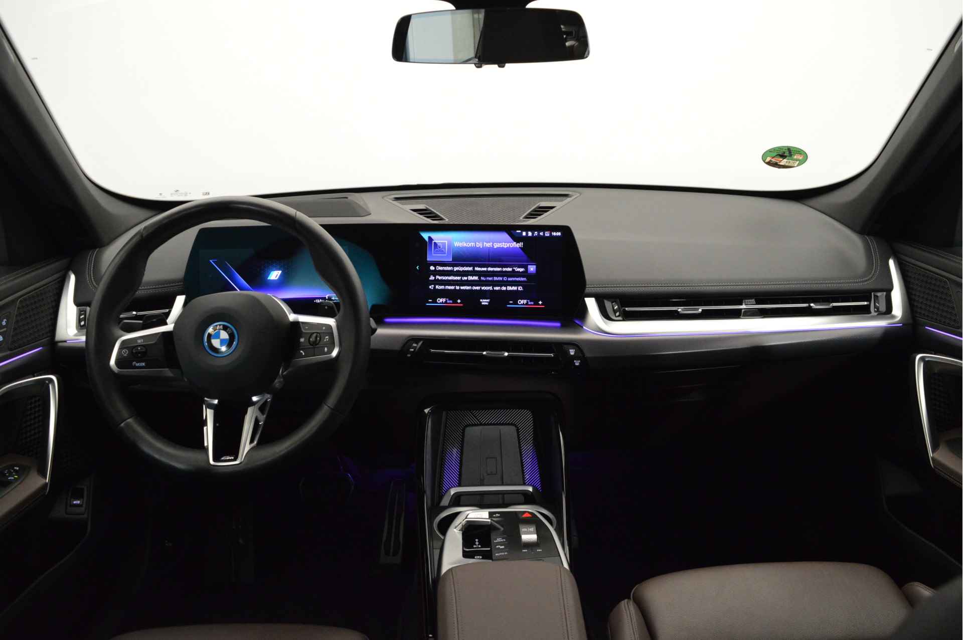 BMW X1 xDrive30e High Executive M Sport Automaat / Sportstoelen / Stoelverwarming /  Adaptief M Onderstel / Adaptieve LED / Head-Up / Live Cockpit Professional / Parking Assistant Plus - 8/22
