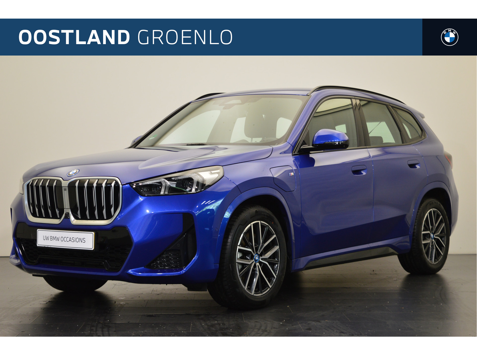 BMW X1 xDrive30e High Executive M Sport Automaat / Sportstoelen / Stoelverwarming /  Adaptief M Onderstel / Adaptieve LED / Head-Up / Live Cockpit Professional / Parking Assistant Plus