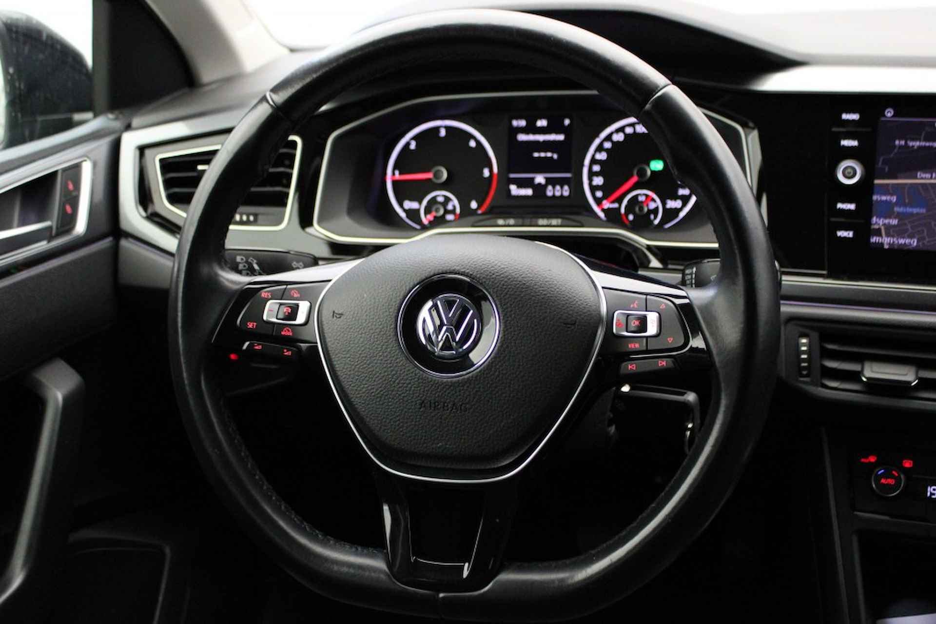 VOLKSWAGEN Polo 1.6 TDI Automaat R-Line Business - CarPlay - 10/30