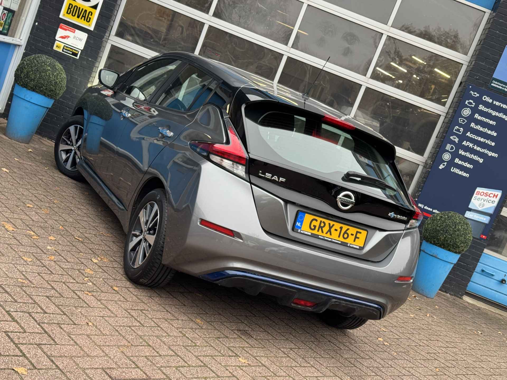 Nissan LEAF *INCLUSIEF LAADPAAL* Acenta 40 kWh | Navigatie | Cruise Control Adaptief | Warmtepomp | Rijklaar + 12 Maand BOVAG Garantie - 39/45