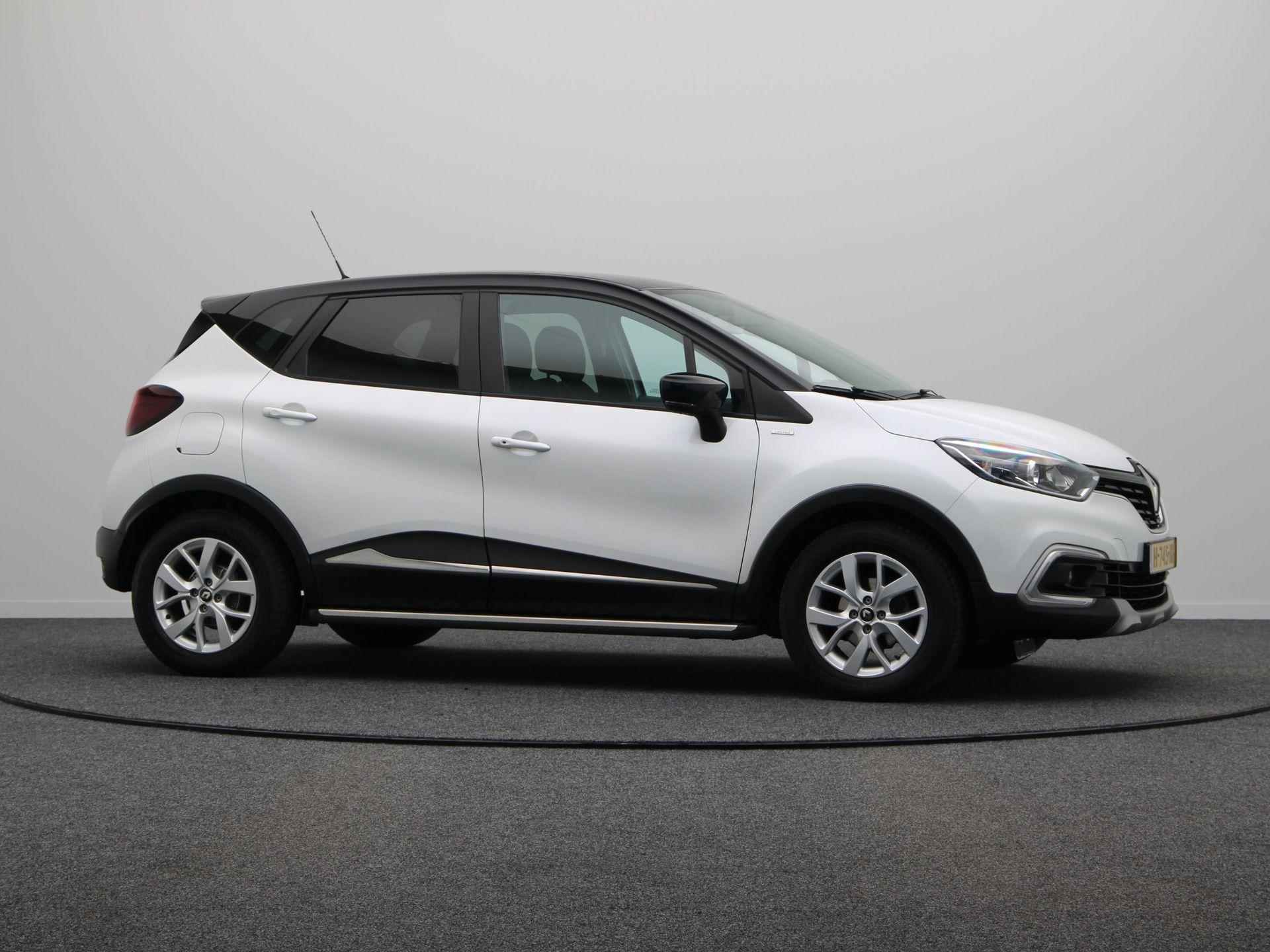 Renault Captur TCe 90pk Intens | Trekhaak | Climate control | Sidesteps | - 13/51