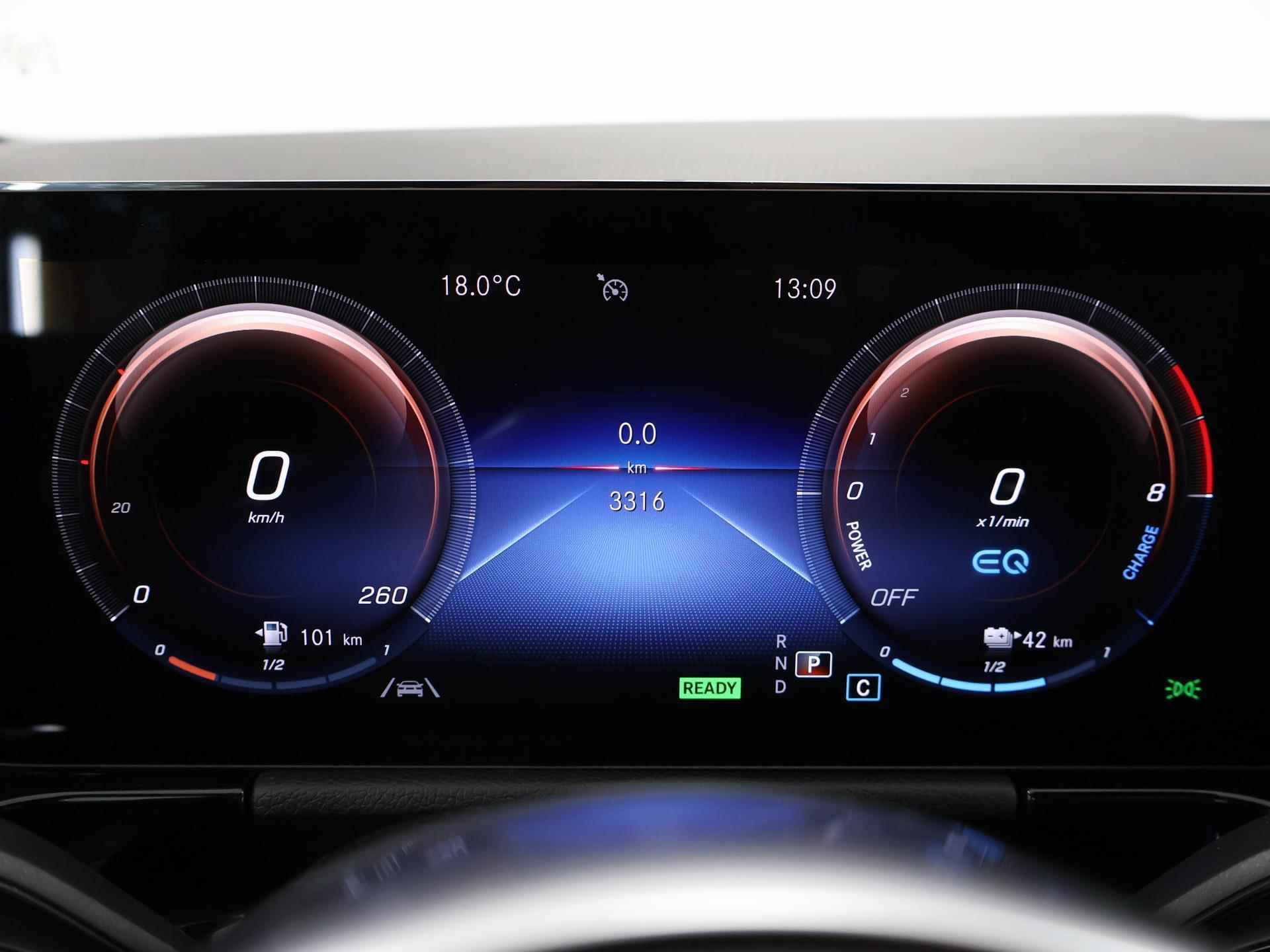 Mercedes-Benz GLA-klasse 250 e Business Solution AMG | Panoramadak | Sfeerverlichting | Nightpakket | 20'' Velgen | MBUX augmented reality | achteruitrijcamera | - 13/44