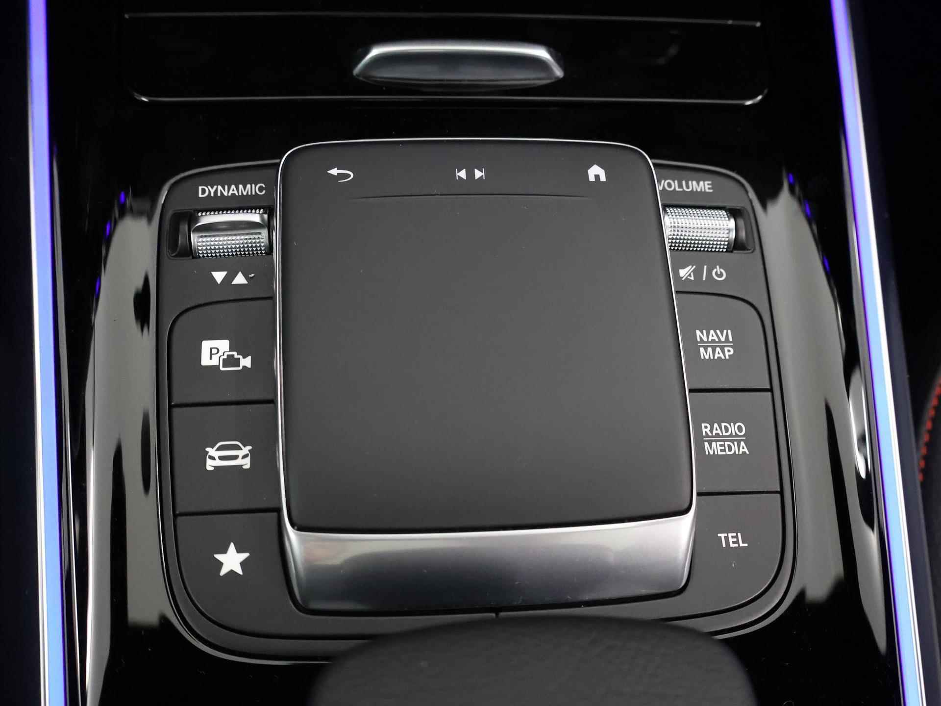 Mercedes-Benz GLA-klasse 250 e Business Solution AMG | Panoramadak | Sfeerverlichting | Nightpakket | 20'' Velgen | MBUX augmented reality | achteruitrijcamera | - 29/44