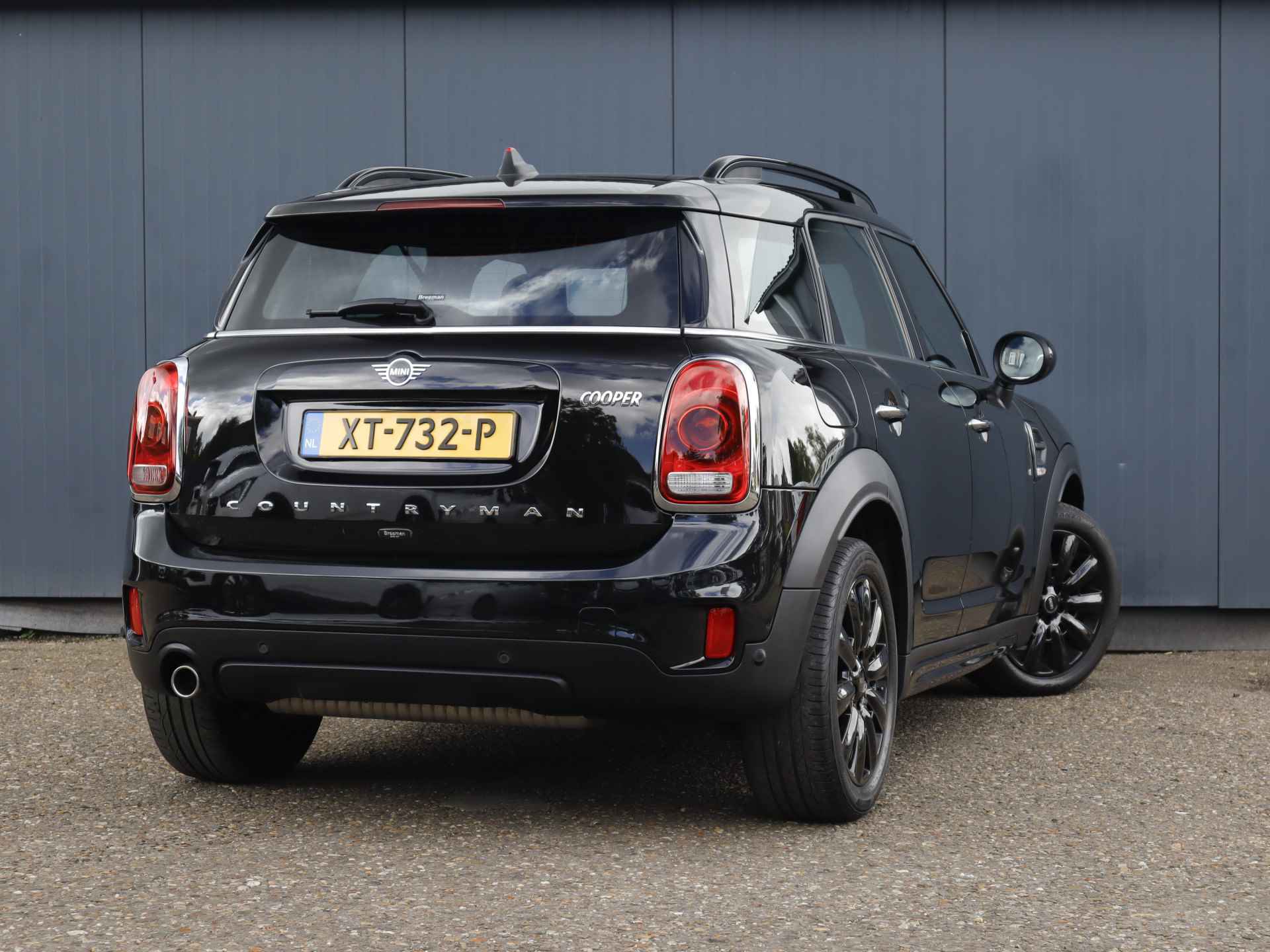 MINI Countryman 1.5 Cooper Chili (136PK) 1e Eig, Mini-Dealer-Onderh, 12-Mnd-BOVAG, NL-Auto, Navigatie/Apple-Carplay/Android-Auto, Cruisecontrol, DAB, Parkeersensoren, Lm-Velgen-17Inch, Sportstoelen, Zwart-Hemelbekleding, Privacy-Glas - 4/39