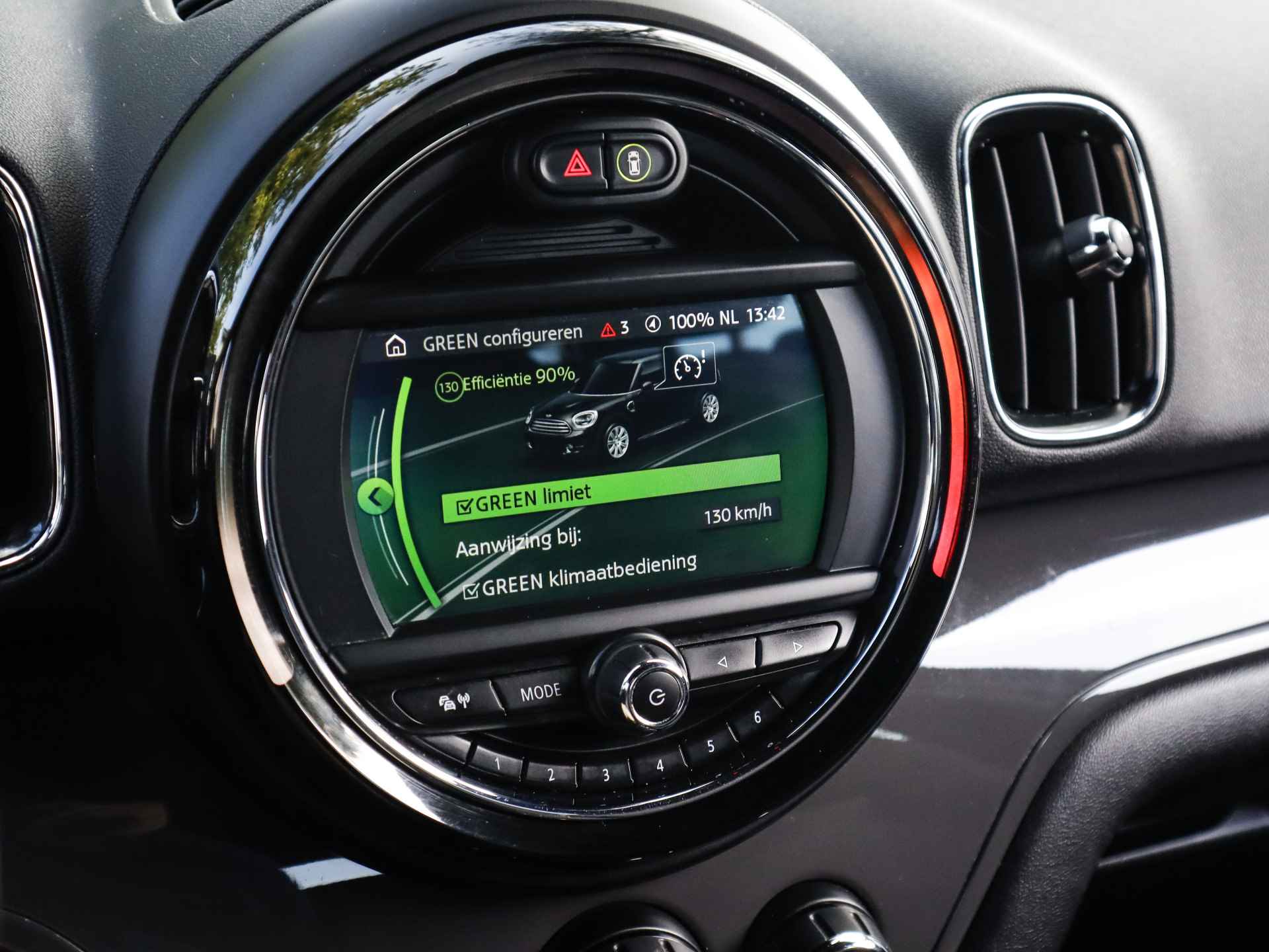 MINI Countryman 1.5 Cooper Chili (136PK) 1e Eig, Mini-Dealer-Onderh, 12-Mnd-BOVAG, NL-Auto, Navigatie/Apple-Carplay/Android-Auto, Cruisecontrol, DAB, Parkeersensoren, Lm-Velgen-17Inch, Sportstoelen, Zwart-Hemelbekleding, Privacy-Glas - 20/39