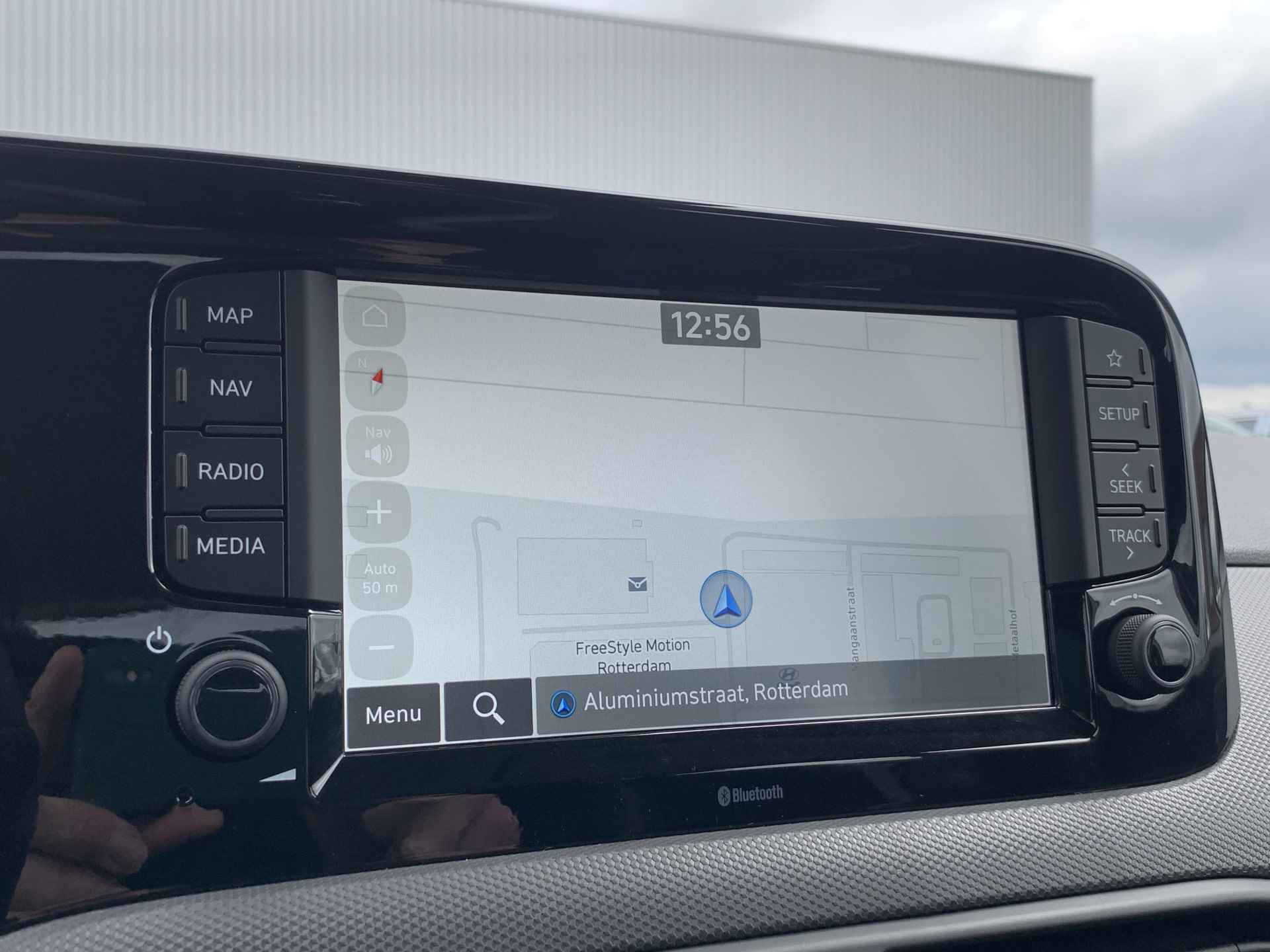 Hyundai i10 1.0 Comfort Smart 5-zits Stadsauto met Navigatie, Camera, Apple Carplay en Android auto - 21/23