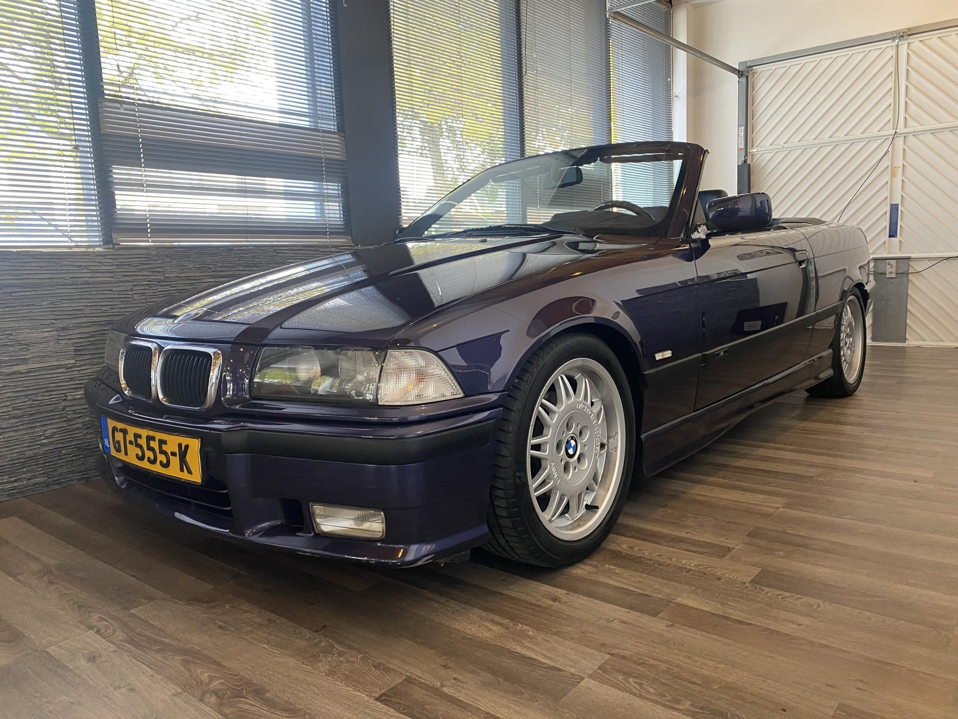 BMW 3-serie Cabrio 320i M-sport Manuel met M3 pakket