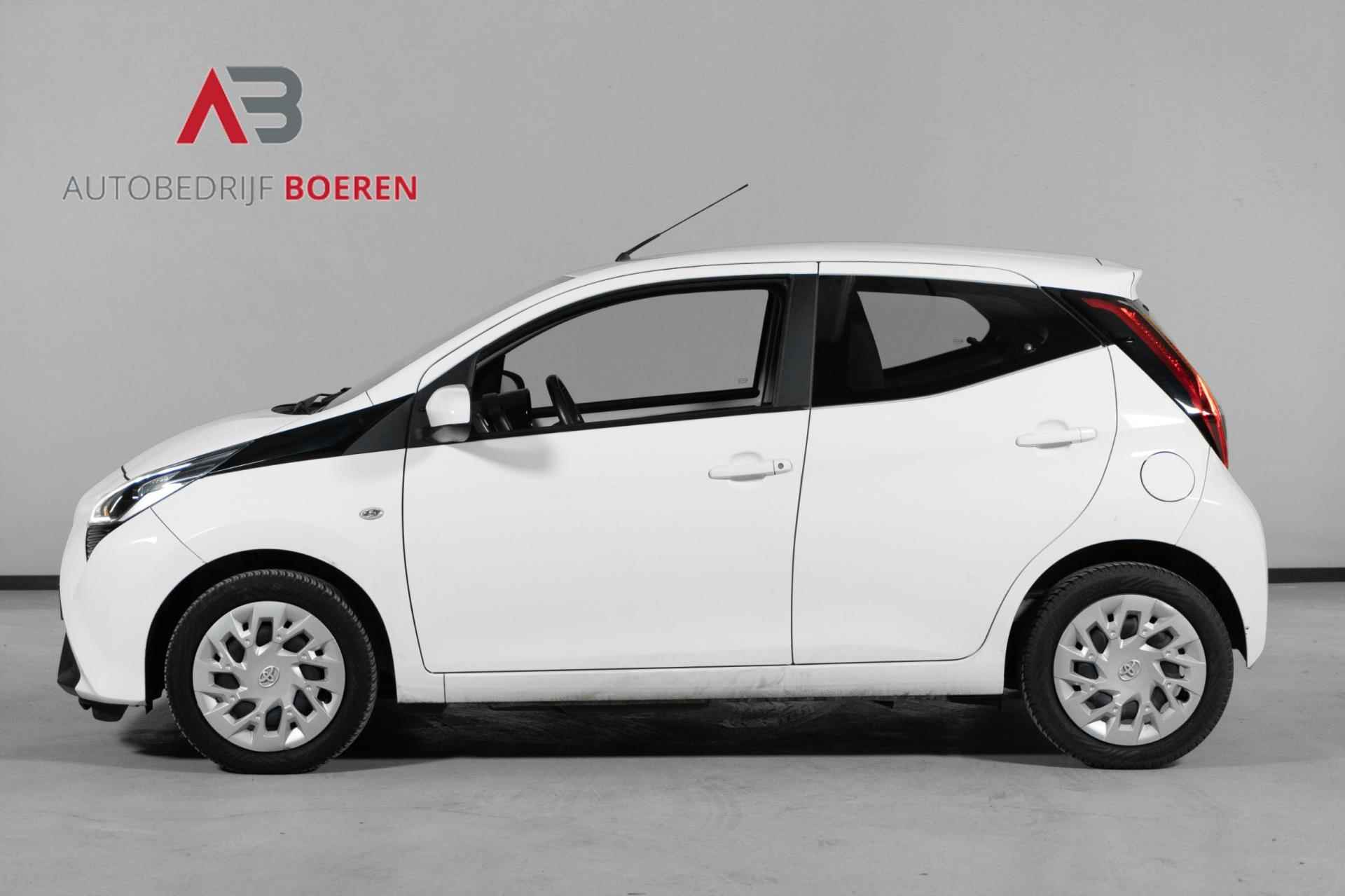 Toyota Aygo 1.0 VVT-i x-play | Airco | Achteruitrijcamera | Rijklaarprijs - 4/25