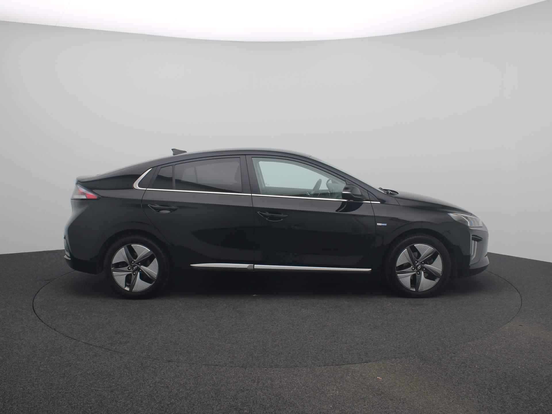 Hyundai IONIQ 1.6 GDi Comfort - 6/47