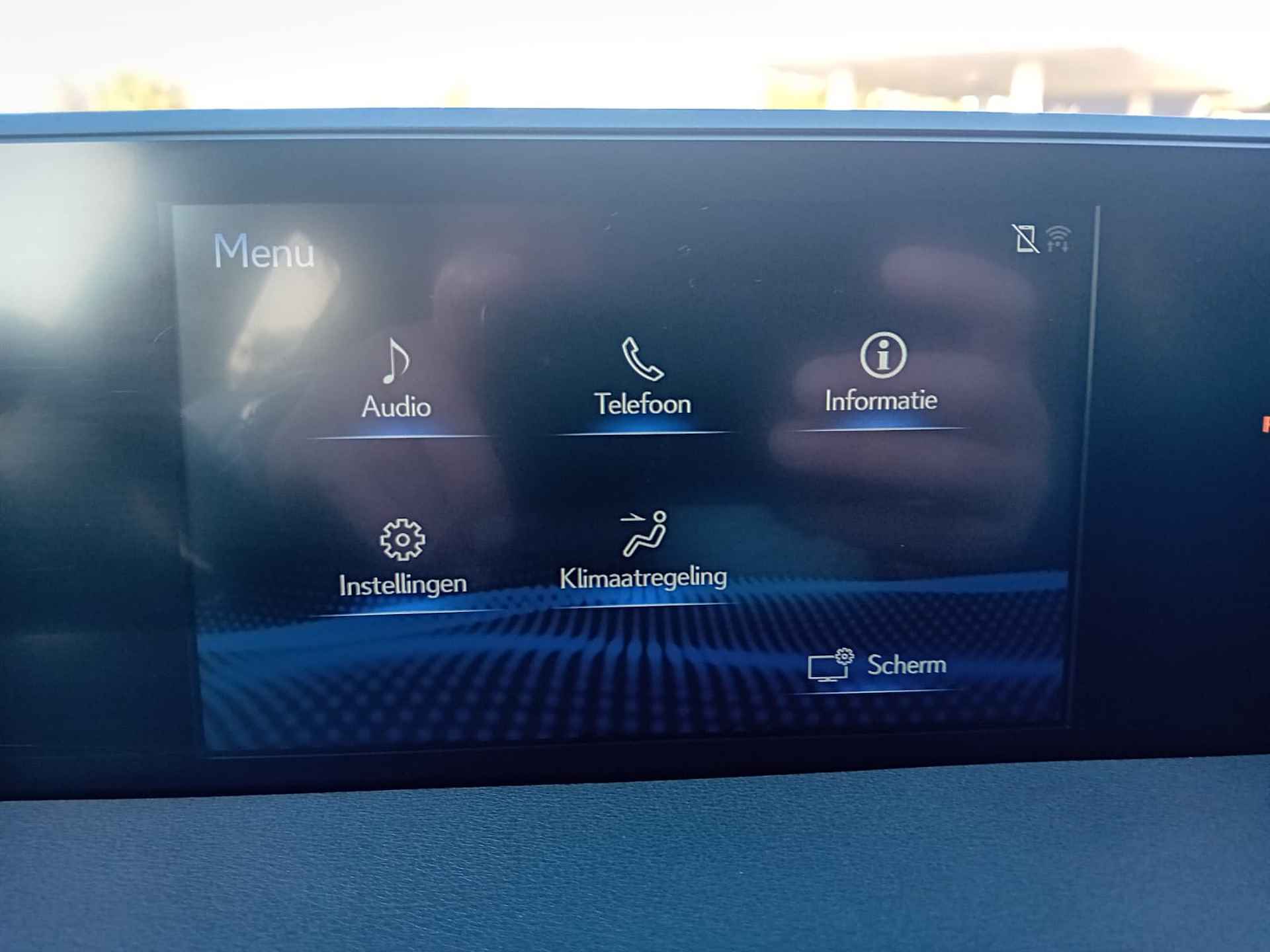 Lexus UX 200 Preference Line Automaat, Airco(automatisch), Multimediasysteem, Miracast, Bluetooth, Cruise control adaptief, Parkeersensor Zeer mooie auto, Fabrieksgarantie, BOVAG - 21/31