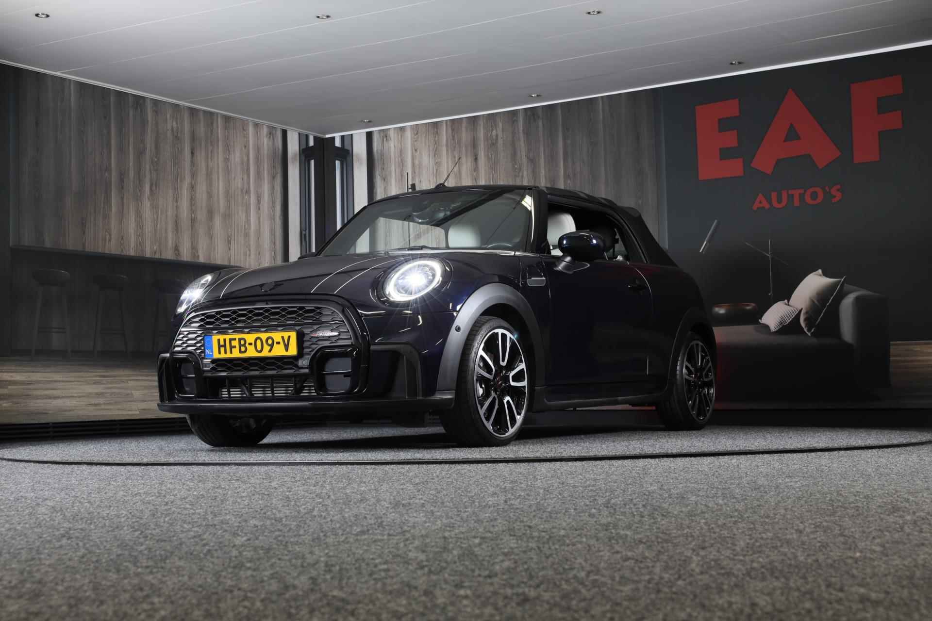 Mini Mini Cabrio 1.5 Cooper JCW Pakket / Aut / Navi / Cc / Leder / Digital Cockpit / Sfeerverlichting / Windscherm / Led / Pdc - 13/50