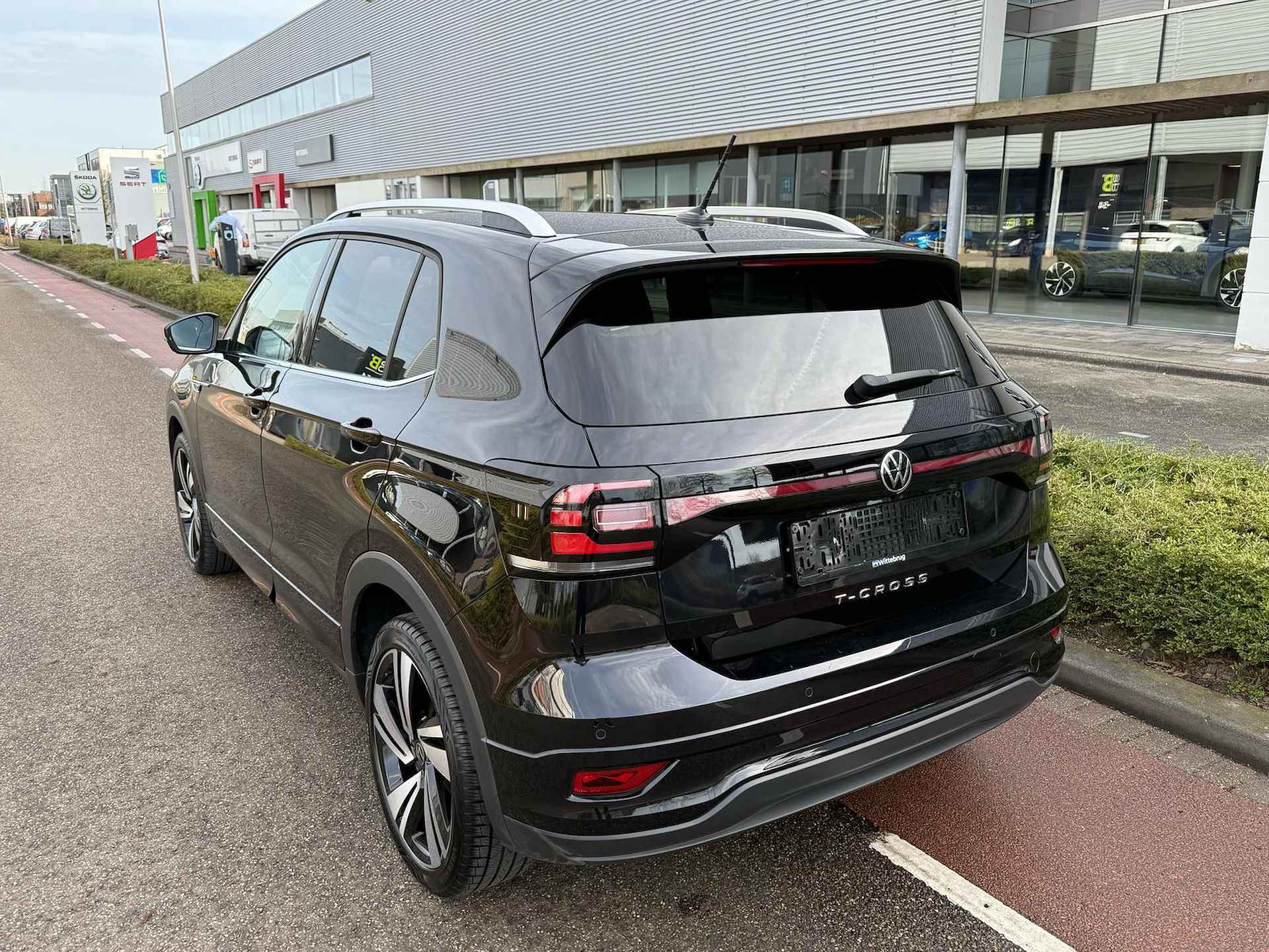 Volkswagen T-Cross 1.0 TSI R-Line / NAVI / APP.Connect / CAMERA / 18"LMV - 7/33