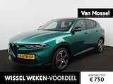 Alfa Romeo Tonale 1.3T PHEV Veloce Plug-in 280pk | Groot Navigatie | Apple/Android auto| Electrisch Schuif/kanteldak | Stoel/stuurverwarming | LMV 19" |