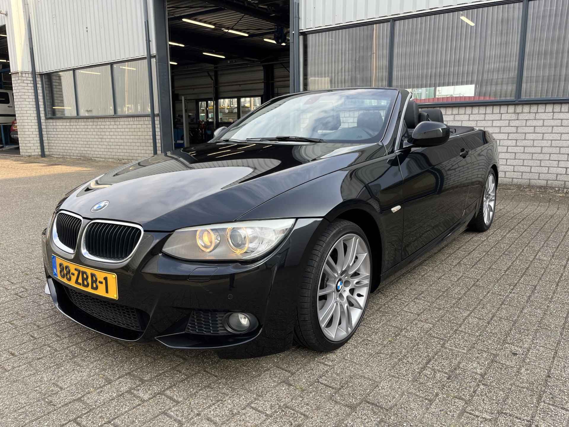 BMW 3-serie Cabrio 320i High Executive !! NIEUWJAARSDEAL !! - 61/116