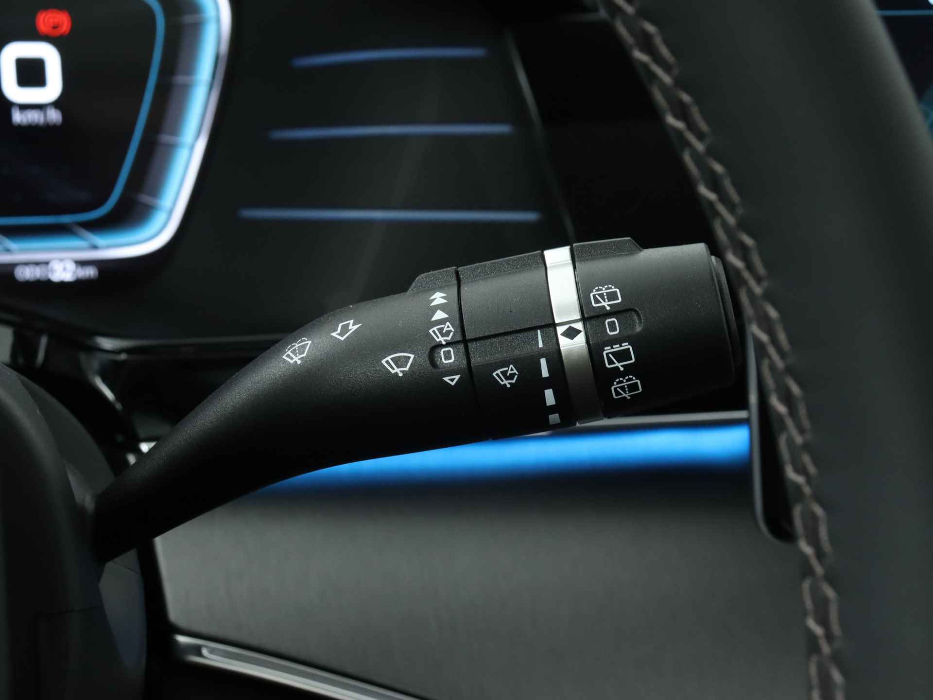 BYD TANG AWD Executive 86 kWh 7p. | €10.000 Voorraad Voordeel! Direct Rijden! | Leder | Panoramadak | 22" LM Velgen | Adaptive Cruise Control | - 20/45