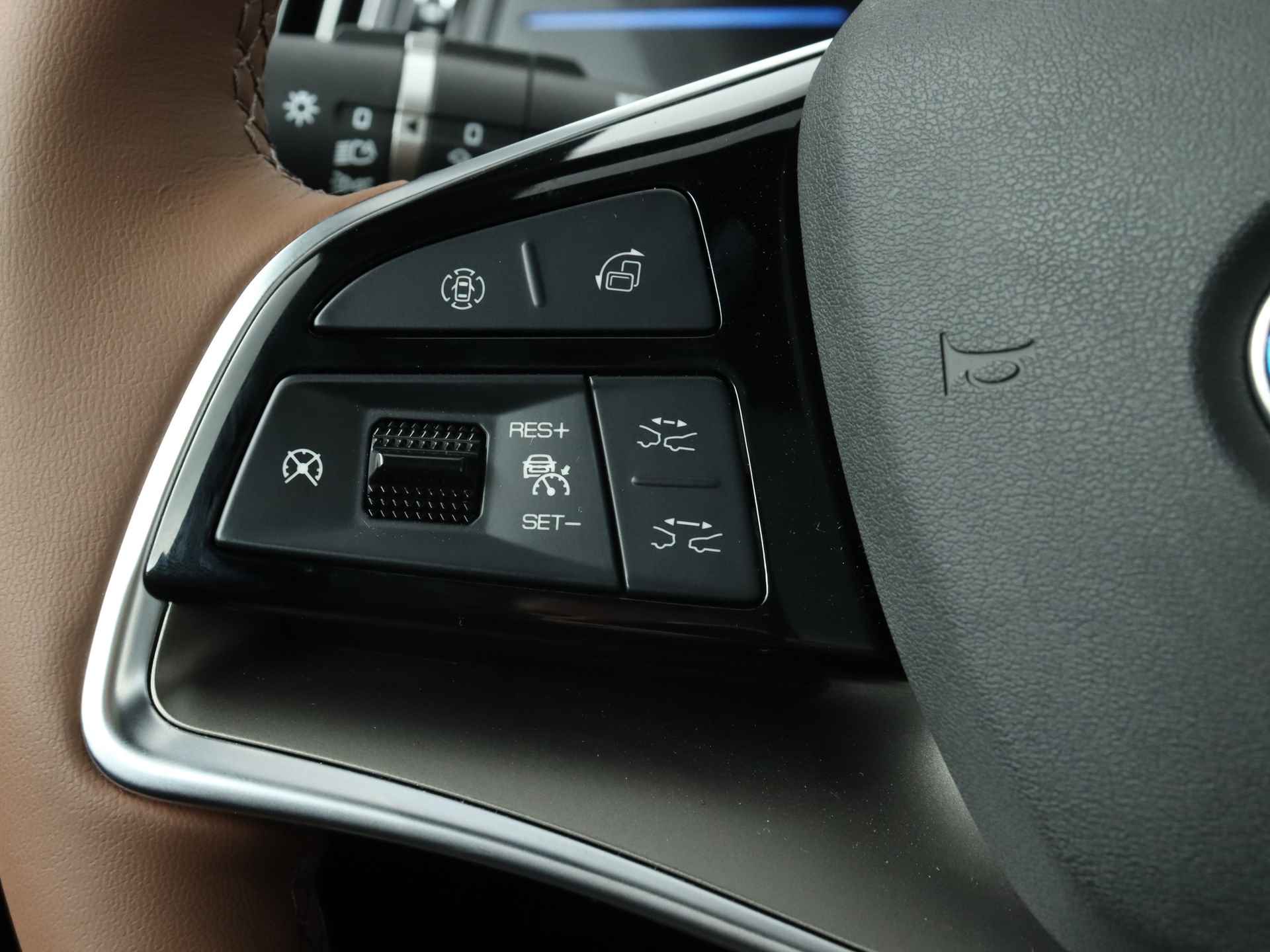 BYD TANG AWD Executive 86 kWh 7p. | €10.000 Voorraad Voordeel! Direct Rijden! | Leder | Panoramadak | 22" LM Velgen | Adaptive Cruise Control | - 21/45