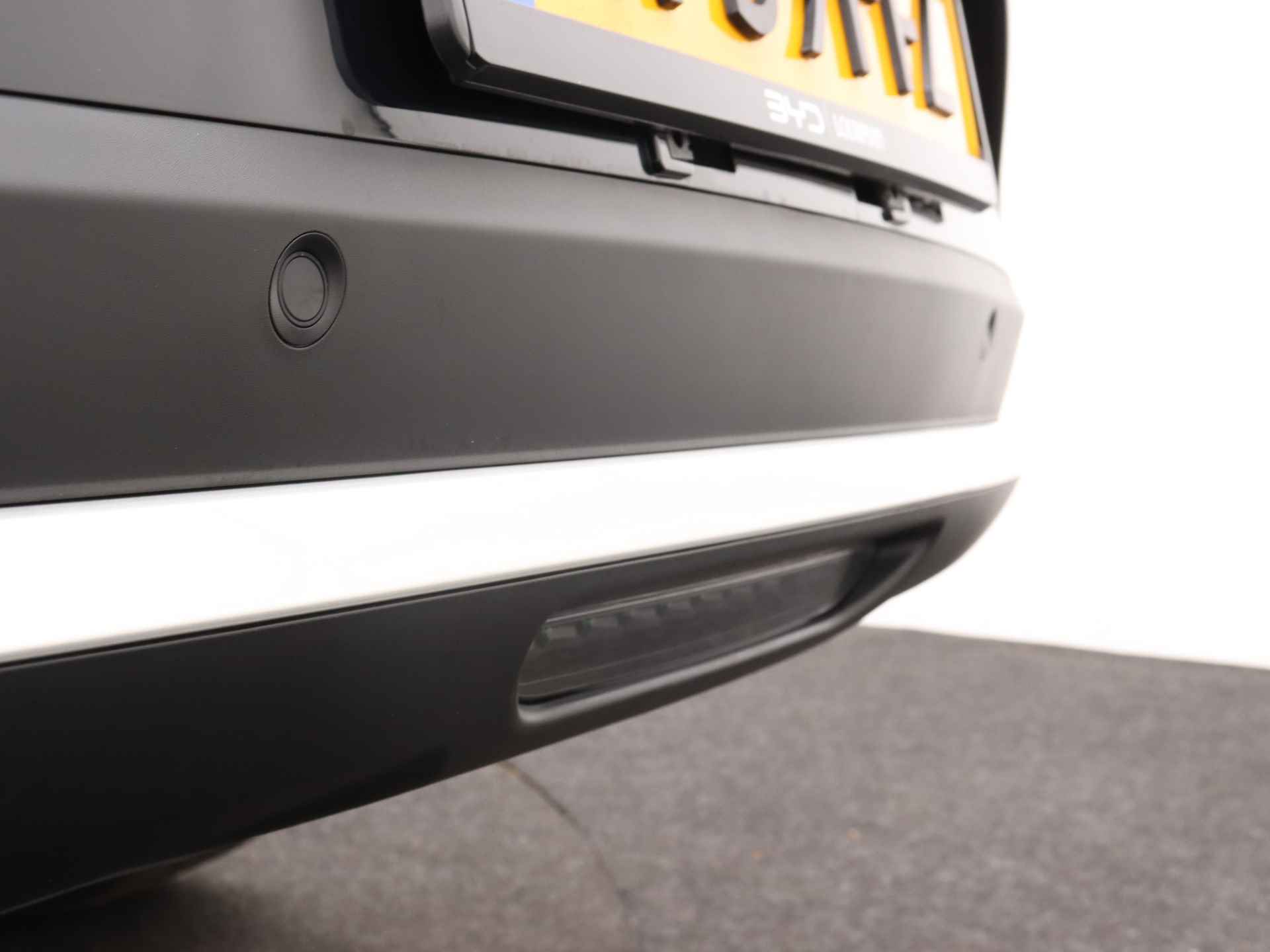 BYD TANG AWD Executive 86 kWh 7p. | €10.000 Voorraad Voordeel! Direct Rijden! | Leder | Panoramadak | 22" LM Velgen | Adaptive Cruise Control | - 42/45
