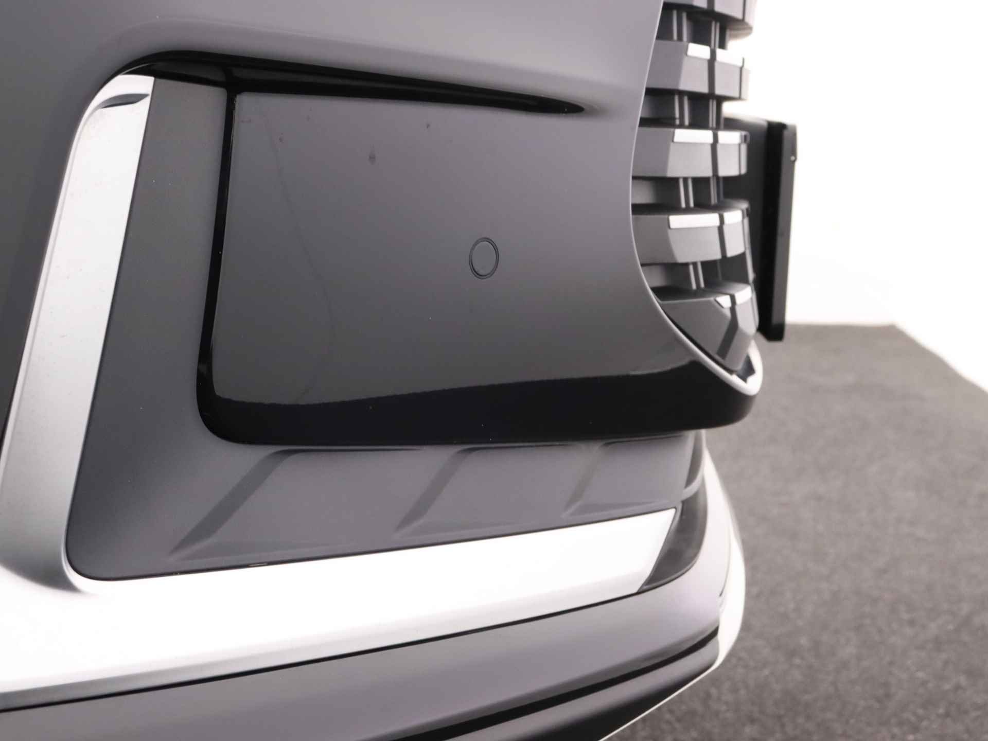 BYD TANG AWD Executive 86 kWh 7p. | €10.000 Voorraad Voordeel! Direct Rijden! | Leder | Panoramadak | 22" LM Velgen | Adaptive Cruise Control | - 43/45