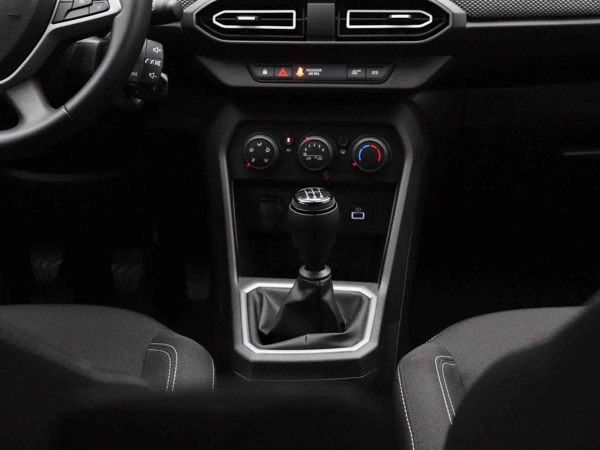 Dacia Sandero TCe 90 Expression | Navigatie met Apple CarPlay & Android Auto | Airco | Parkeersensoren | Metaalkleur | - 10/28