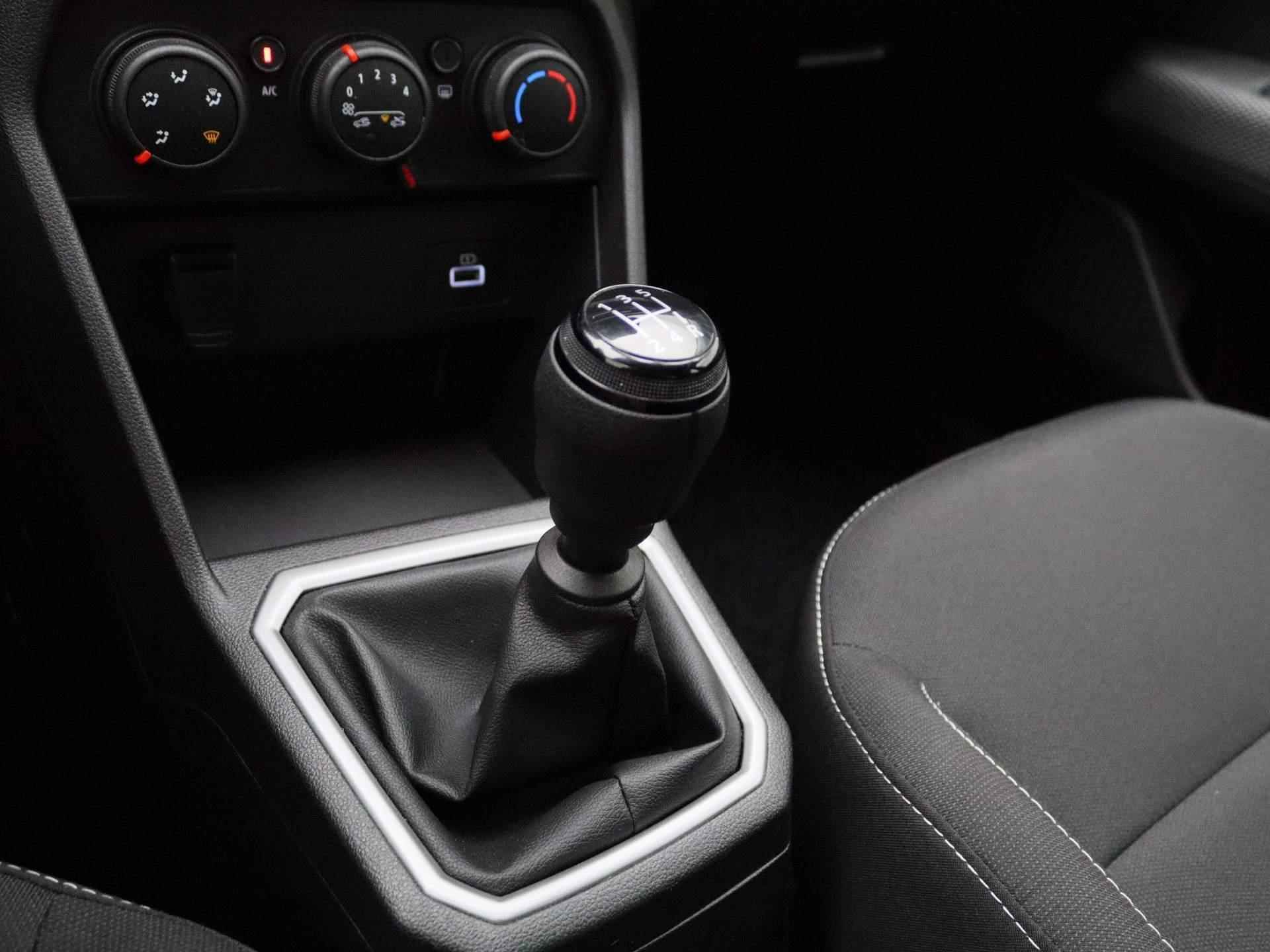Dacia Sandero TCe 90 Expression | Navigatie met Apple CarPlay & Android Auto | Airco | Parkeersensoren - 19/28