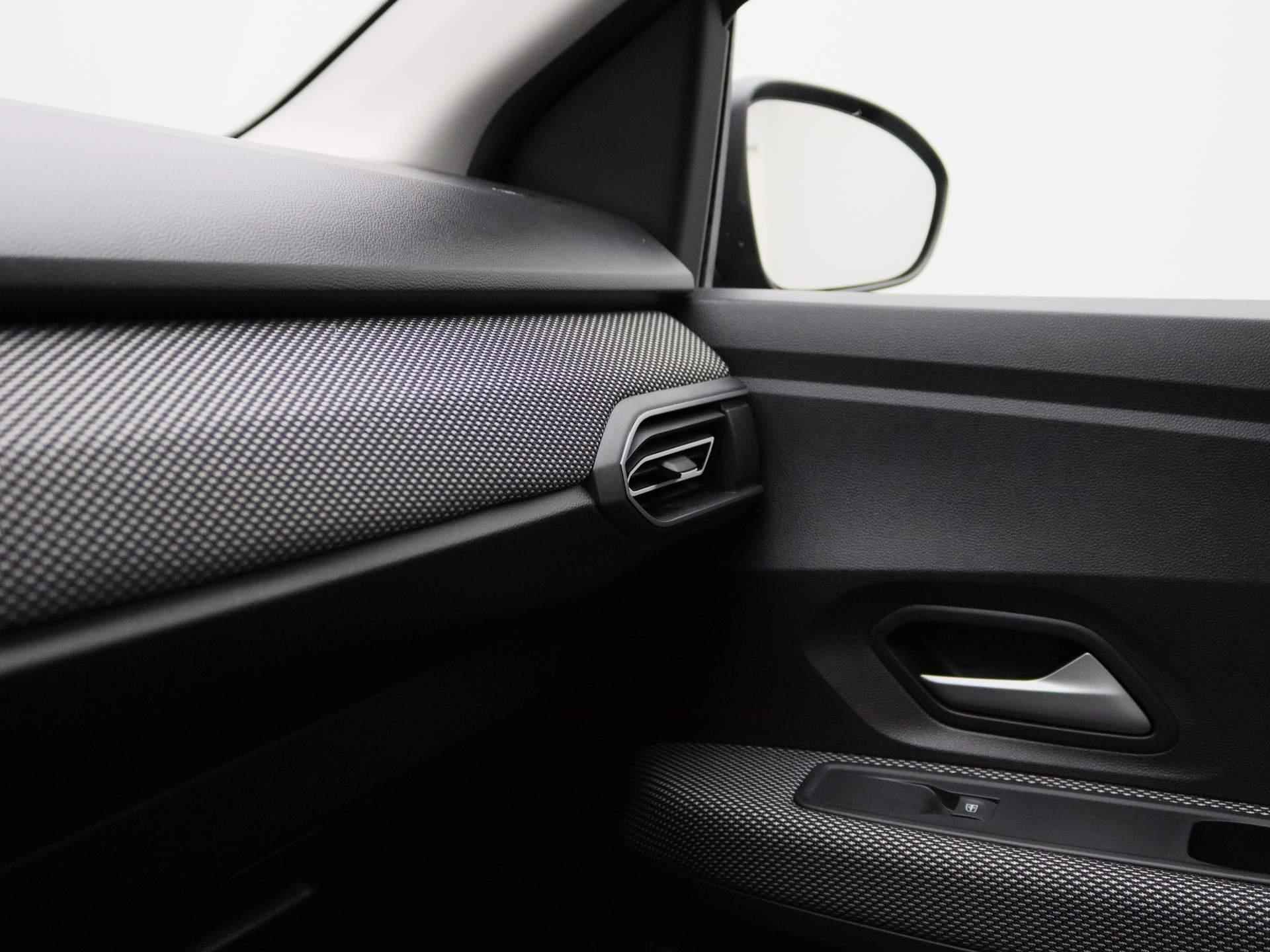Dacia Sandero TCe 90 Expression | Navigatie met Apple CarPlay & Android Auto | Airco | Parkeersensoren | Metaalkleur | - 23/28