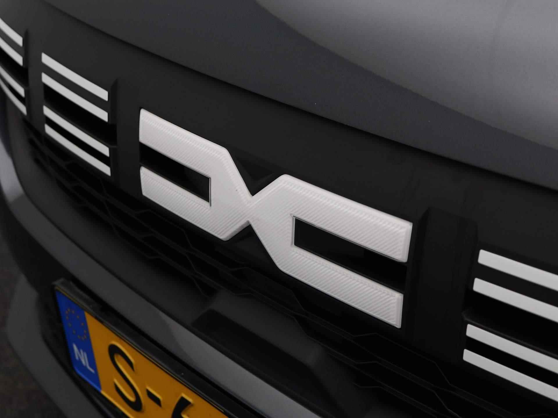 Dacia Sandero TCe 90 Expression | Navigatie met Apple CarPlay & Android Auto | Airco | Parkeersensoren | Metaalkleur | - 27/28