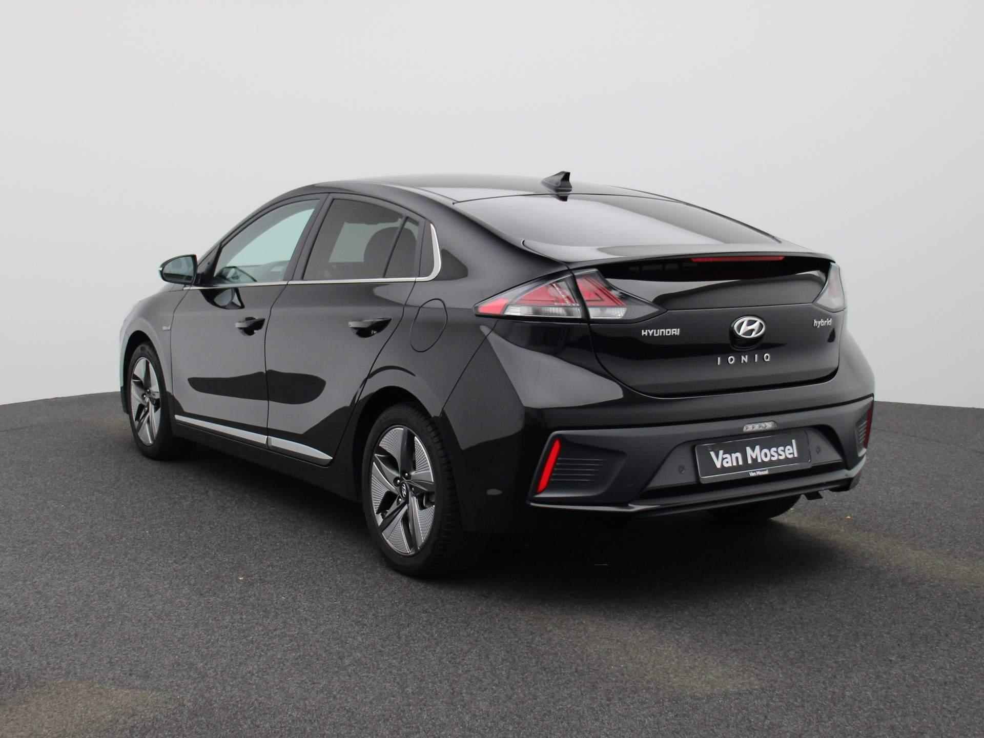 Hyundai IONIQ 1.6 GDi i-Motion - Plus | Navigatie | Climate-Control | Camera | Cruise-Control | - 2/36