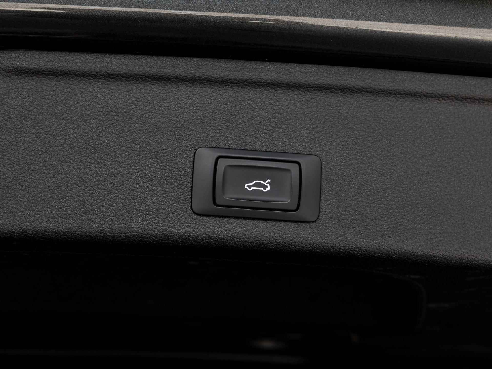 Audi A4 Avant 35 TFSI S-Line / 150pk / Apple Carplay / Cruise / Stoelverwarming - 20/36