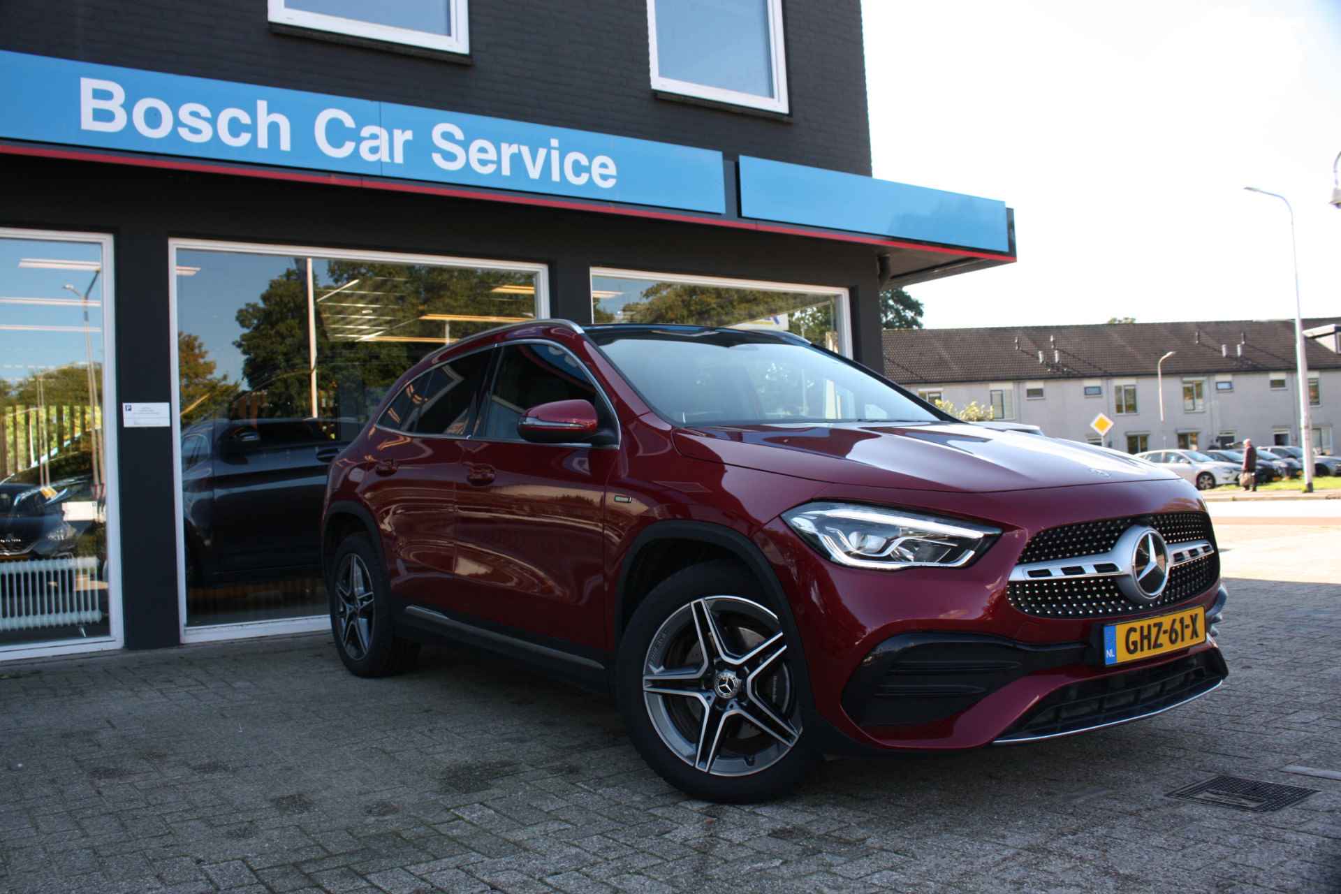 Mercedes-Benz GLA 250 e Business Solution AMG Limited | Pano | Camera | Half leder - 7/75