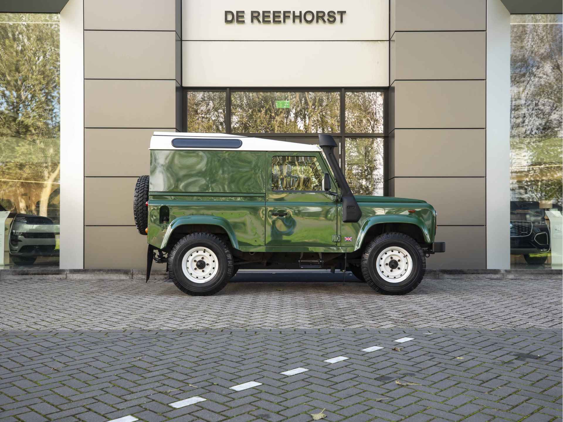 Land Rover Defender 2.5 Td5 Hard Top 90" S | Uniek | Uitstekende Conditie | Origineel | Nieuw door ons geleverd | - 10/39