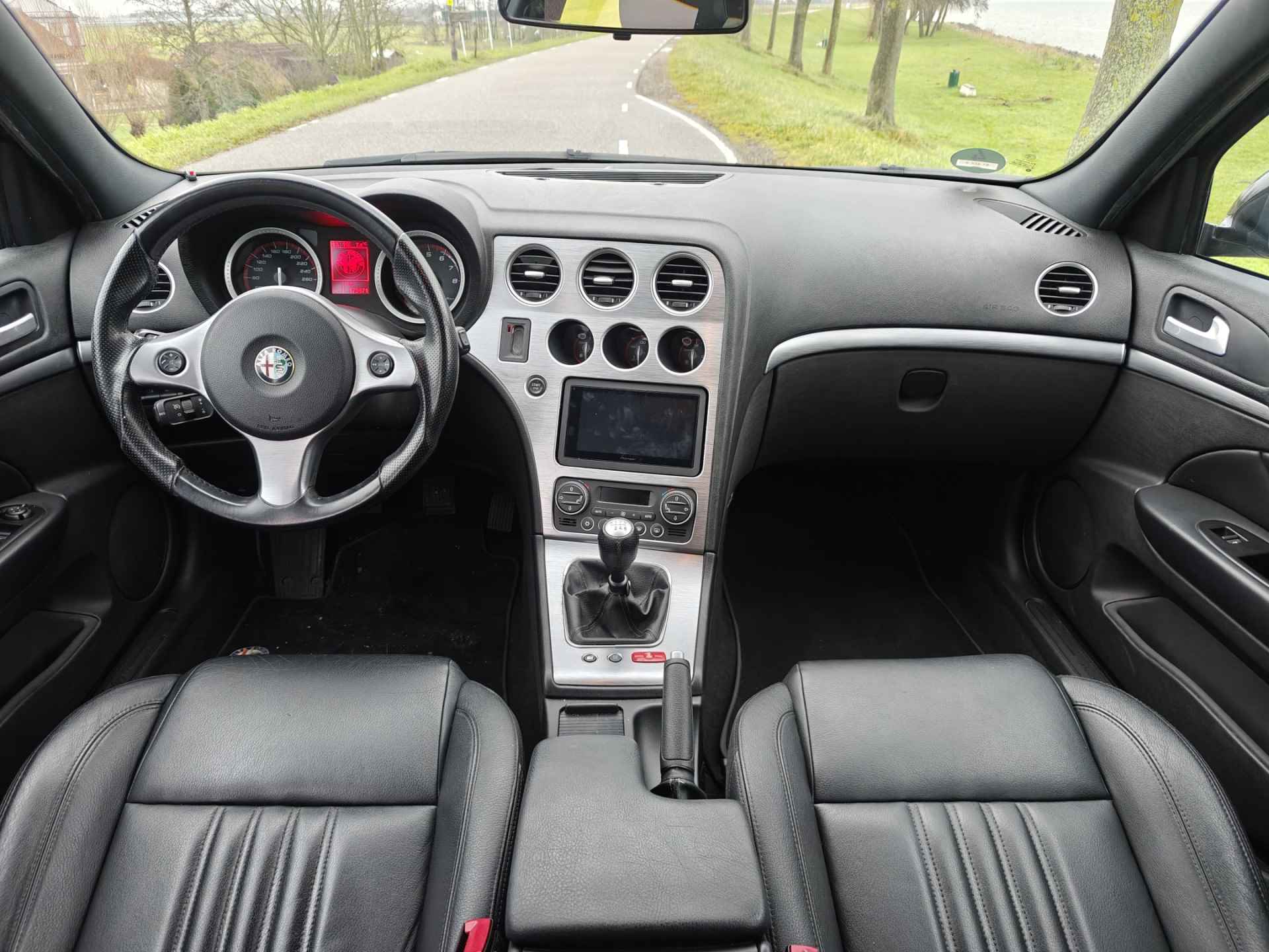 Alfa Romeo 159 Sportwagon 1.7 T Progression | Draadloze Carplay en Android Auto - 3/32