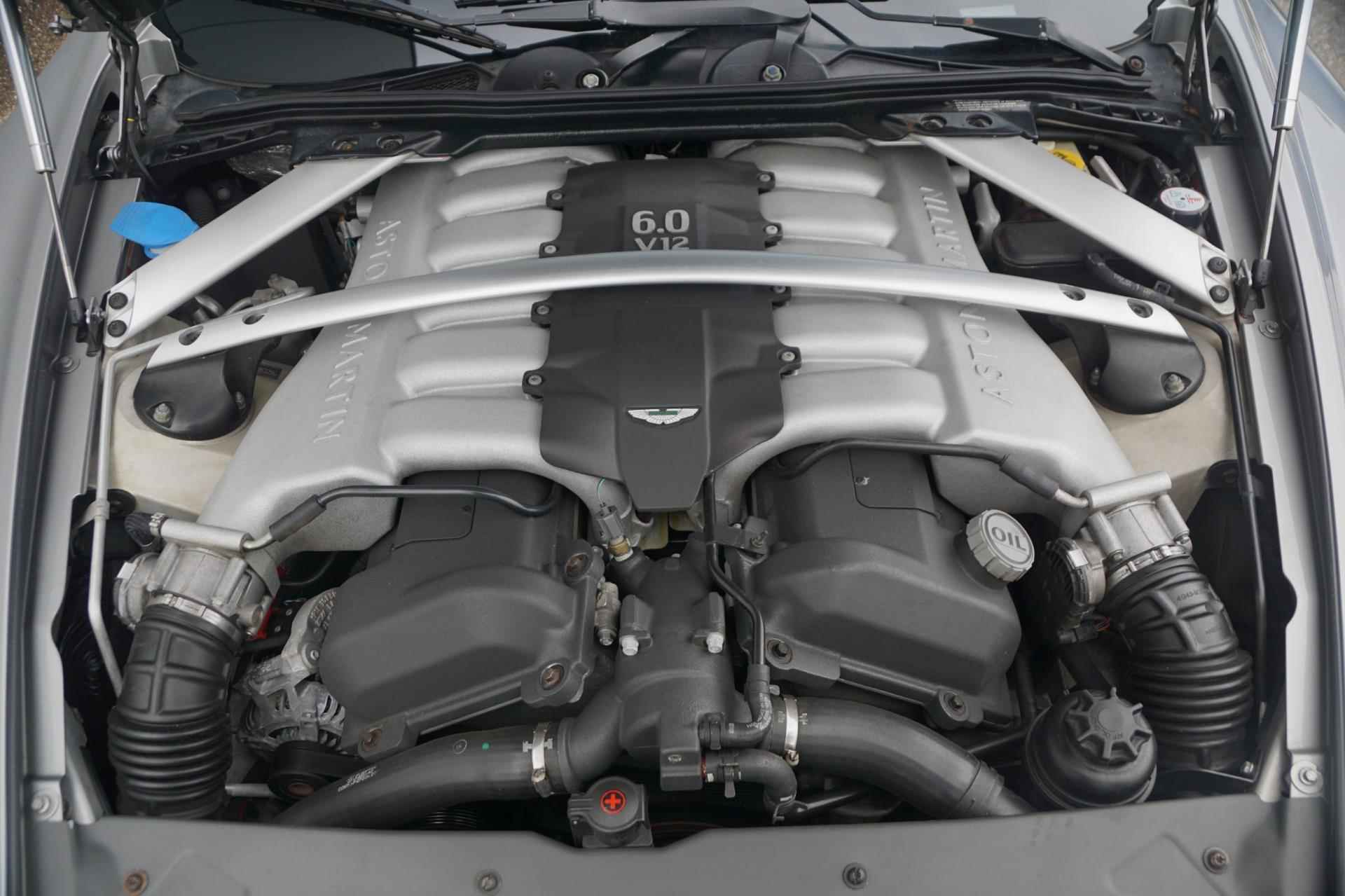Aston Martin DB9 5.9 V12 Touchtronic / Navigatie / Airco / Elek. Stoel / Volledige historie! - 20/36