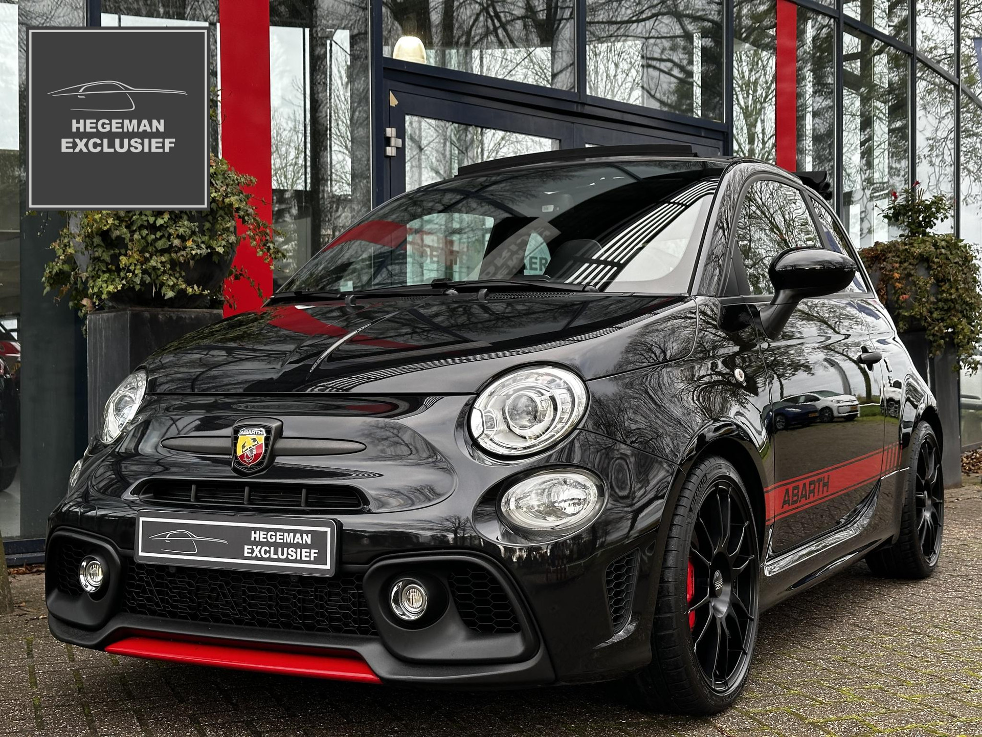 Abarth 595 1.4 T-Jet 500 C Competizione | CARBON | SABELT | OZ Ultraleggera | Carplay | BEATS | Navi