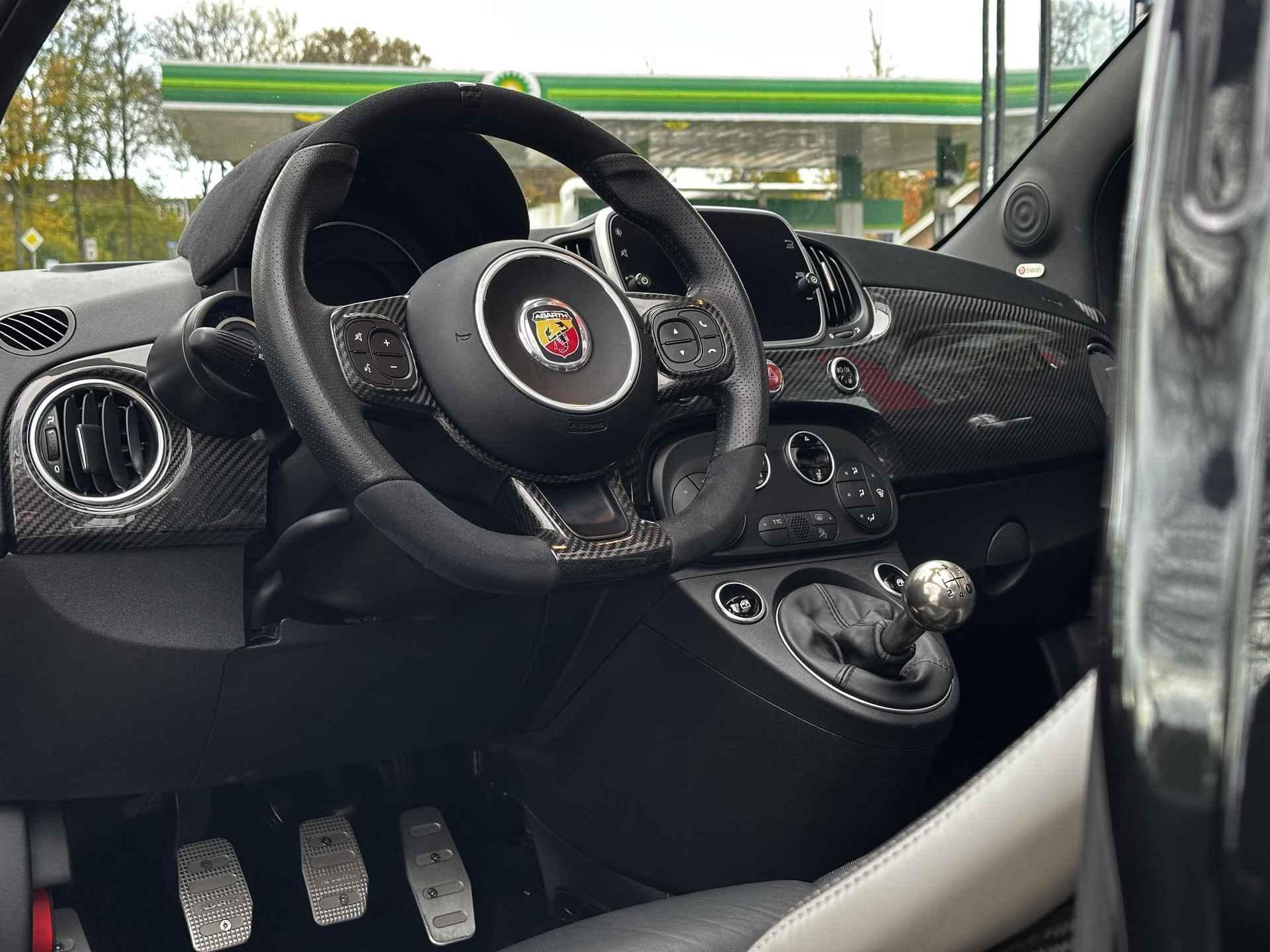 Abarth 595 1.4 T-Jet 500 C Competizione | CARBON | SABELT | OZ Ultraleggera | Carplay | BEATS | Navi - 13/31