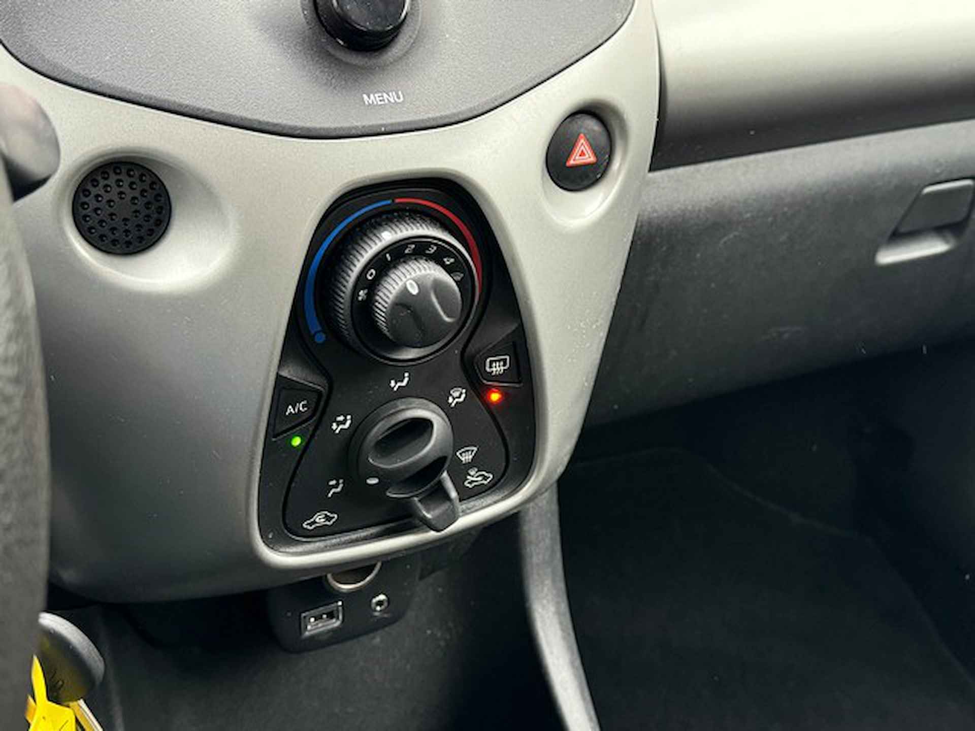 Citroën C1 1.0 e-VTi Feel met Airco, LED, Elektr. Pakket, Nieuw Model - 16/20