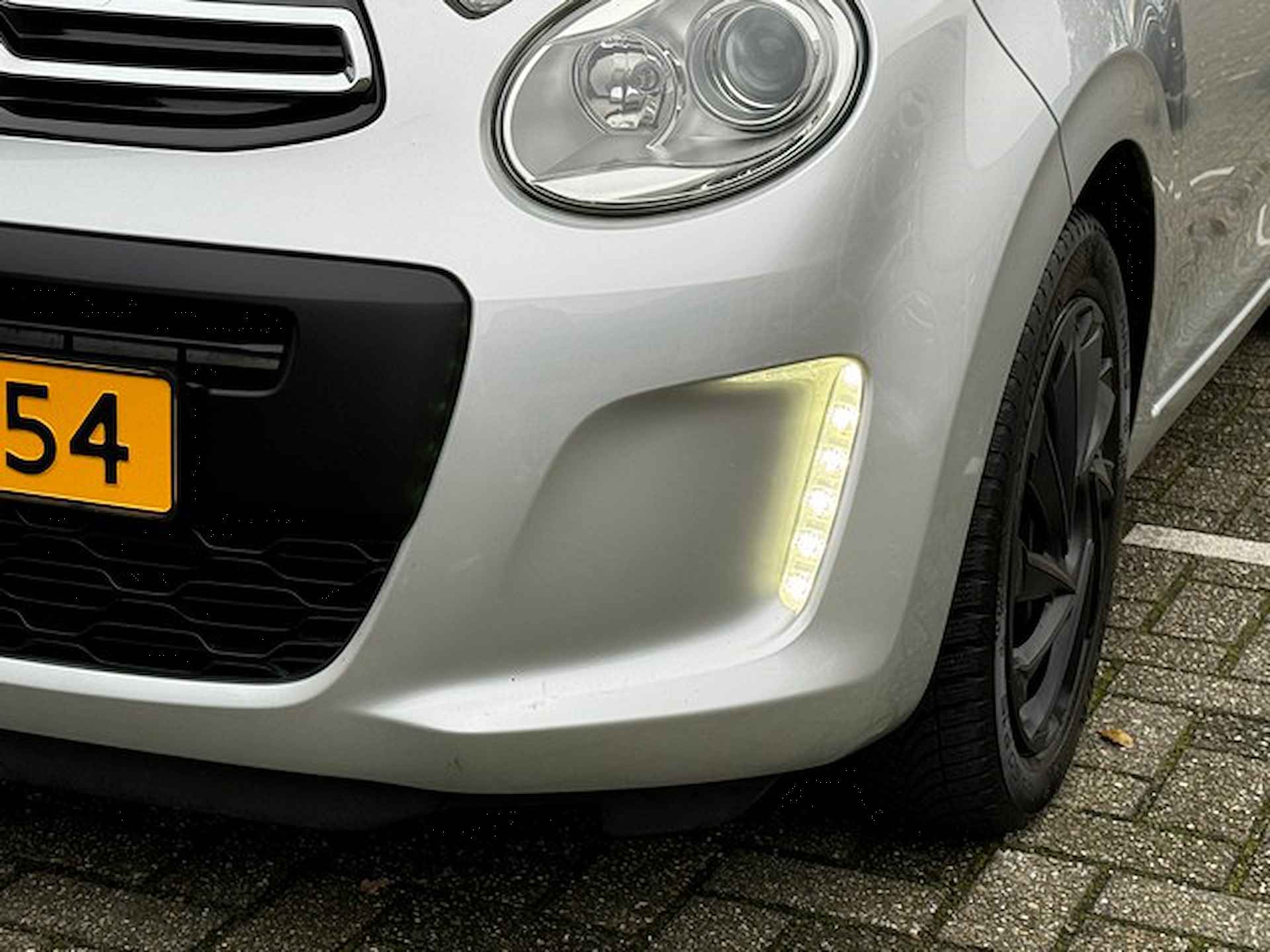 Citroën C1 1.0 e-VTi Feel met Airco, LED, Elektr. Pakket, Nieuw Model - 19/20