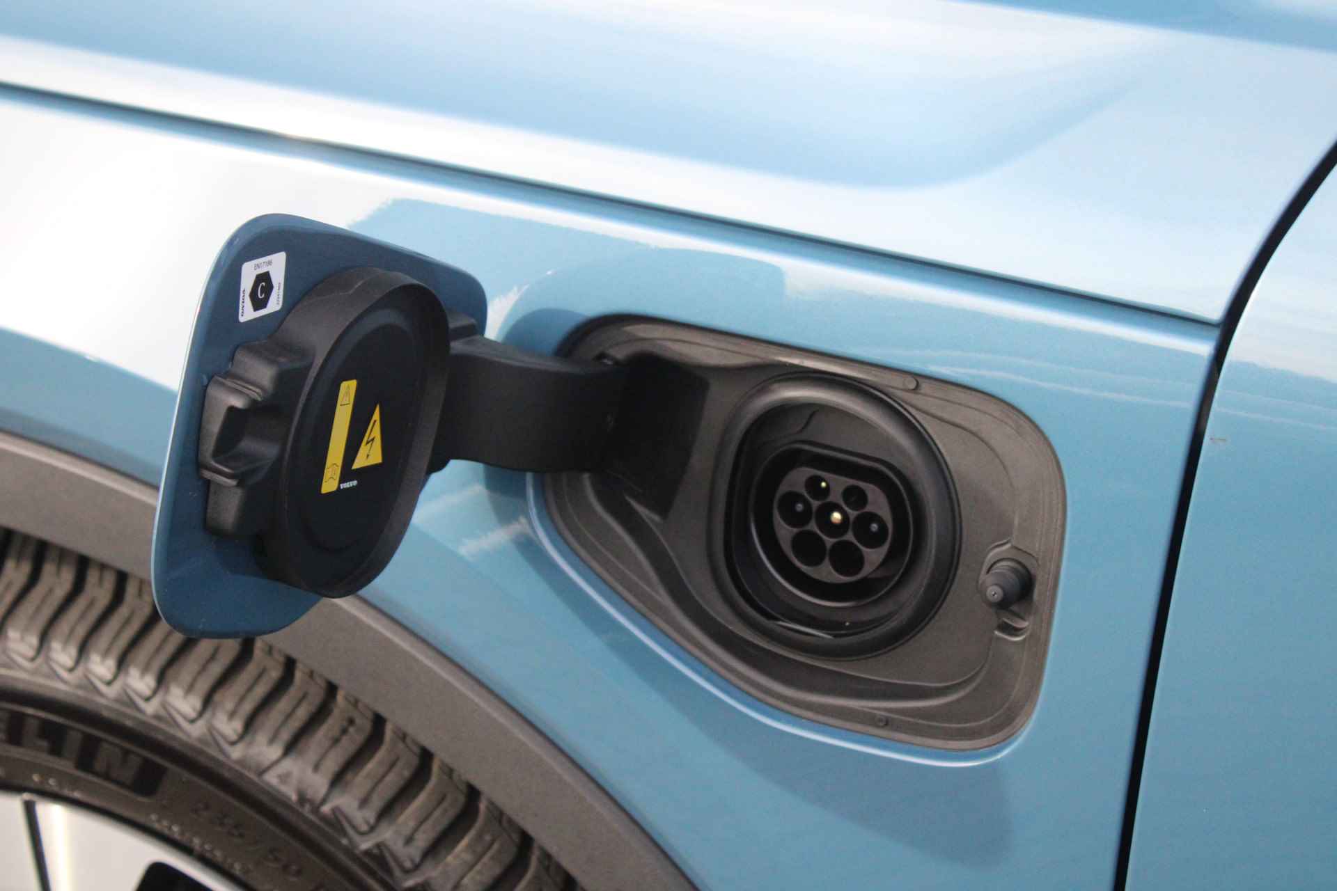 Volvo XC40 T4 Recharge Core Bright | 19'' | Camera | Stoel / stuurverwarming | Privacy-glass - 28/30